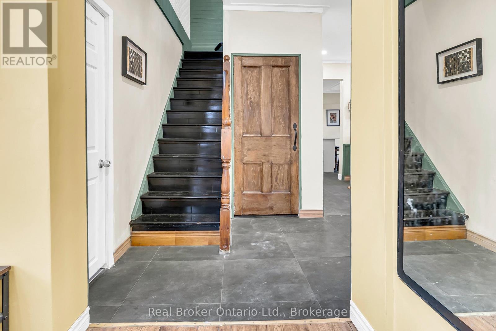 28 Church Street W, Halton Hills, Ontario  L7J 1K2 - Photo 7 - W13003994