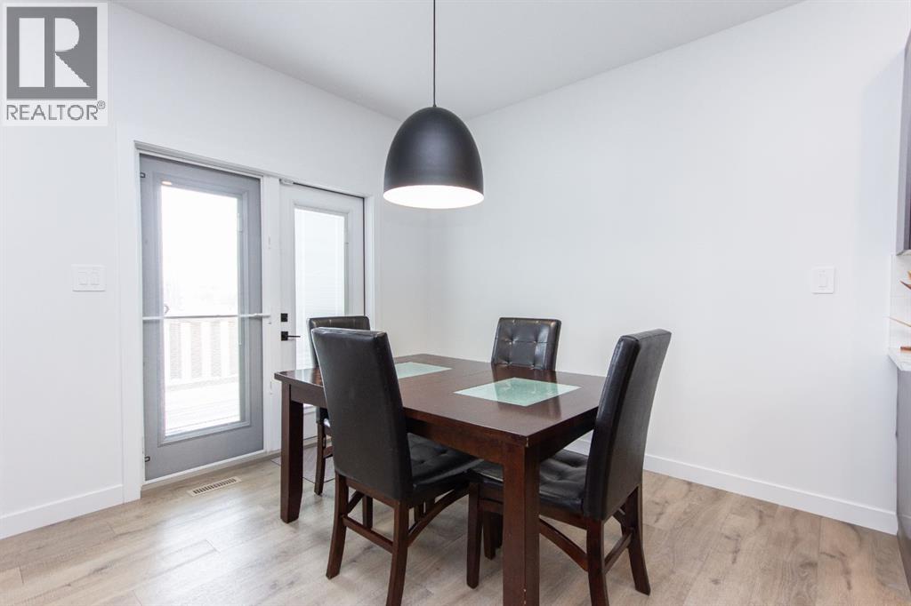 66 Henderson Crescent, Penhold, Alberta  T0M 1R0 - Photo 6 - A2290633