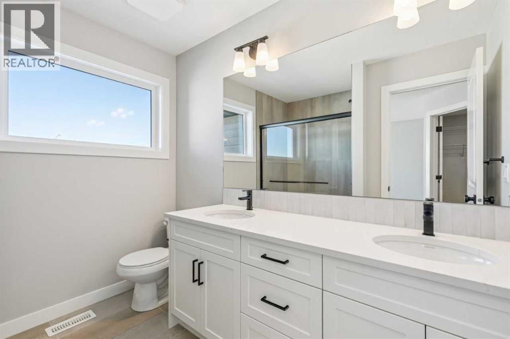 335 Fireside Drive, Cochrane, Alberta  T4C 3E1 - Photo 26 - A2300308