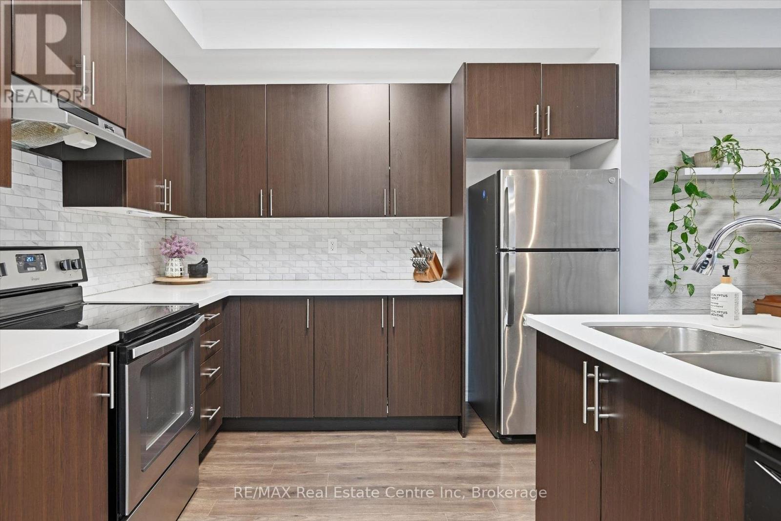 24 - 54 Nisbet Boulevard, Hamilton, Ontario  L8B 0Y3 - Photo 2 - X13003798