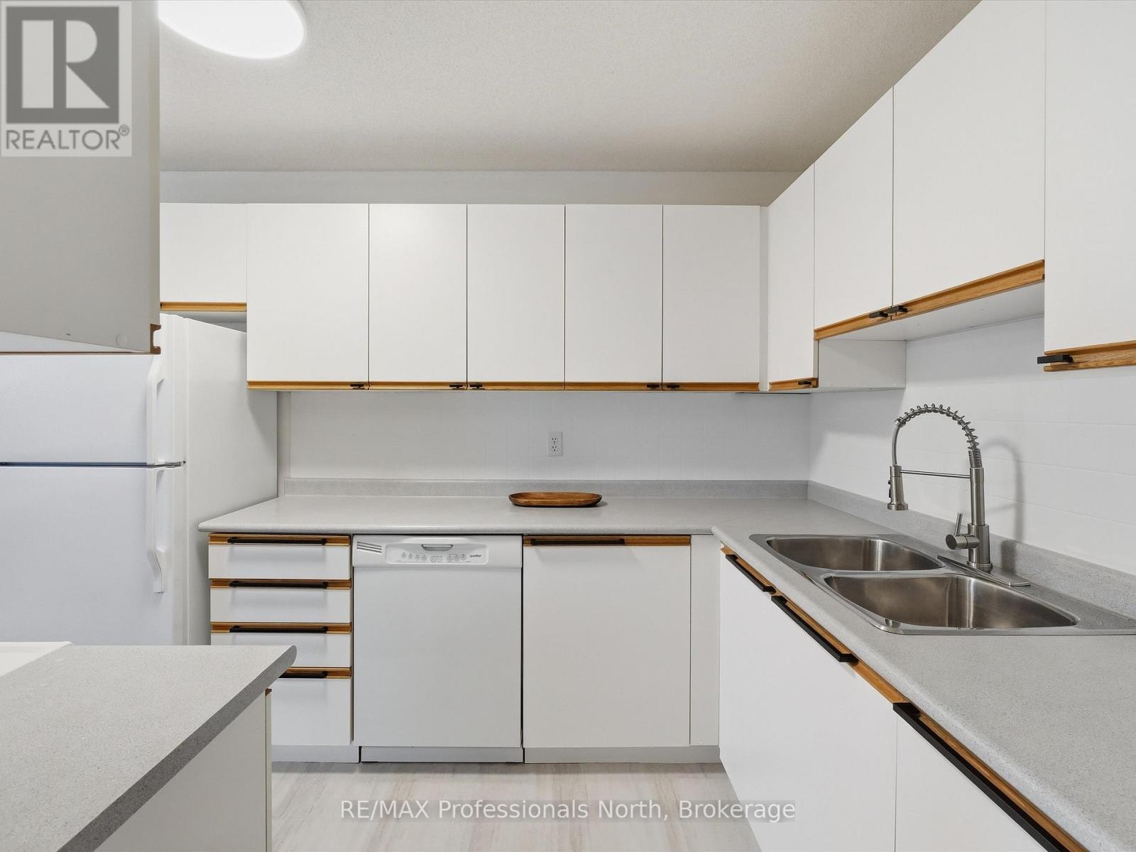 29 Pinecone Dr., Bracebridge, Ontario  P1L 2G3 - Photo 12 - X13003924