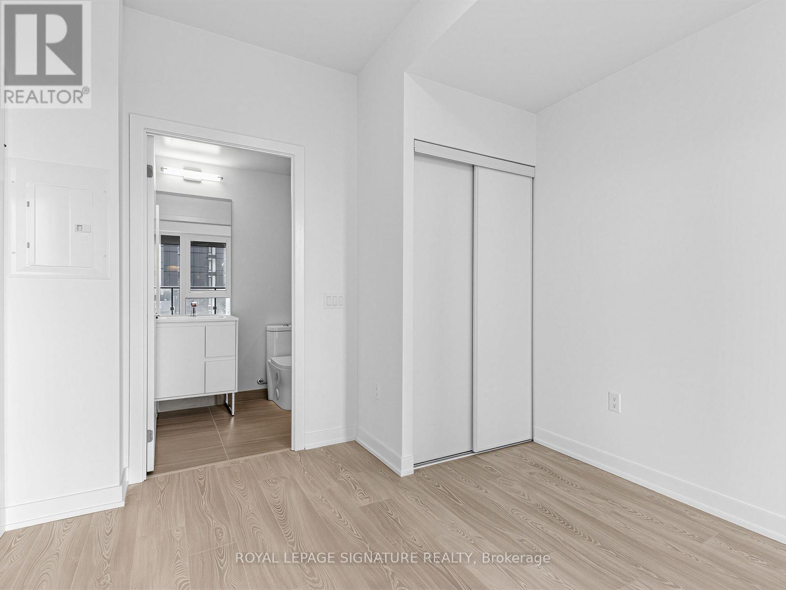 1401 - 5 Quarrington Lane, Toronto, Ontario  M3C 0S5 - Photo 17 - C13003938