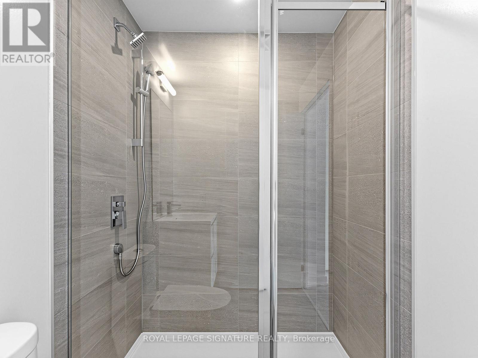 1401 - 5 Quarrington Lane, Toronto, Ontario  M3C 0S5 - Photo 19 - C13003938