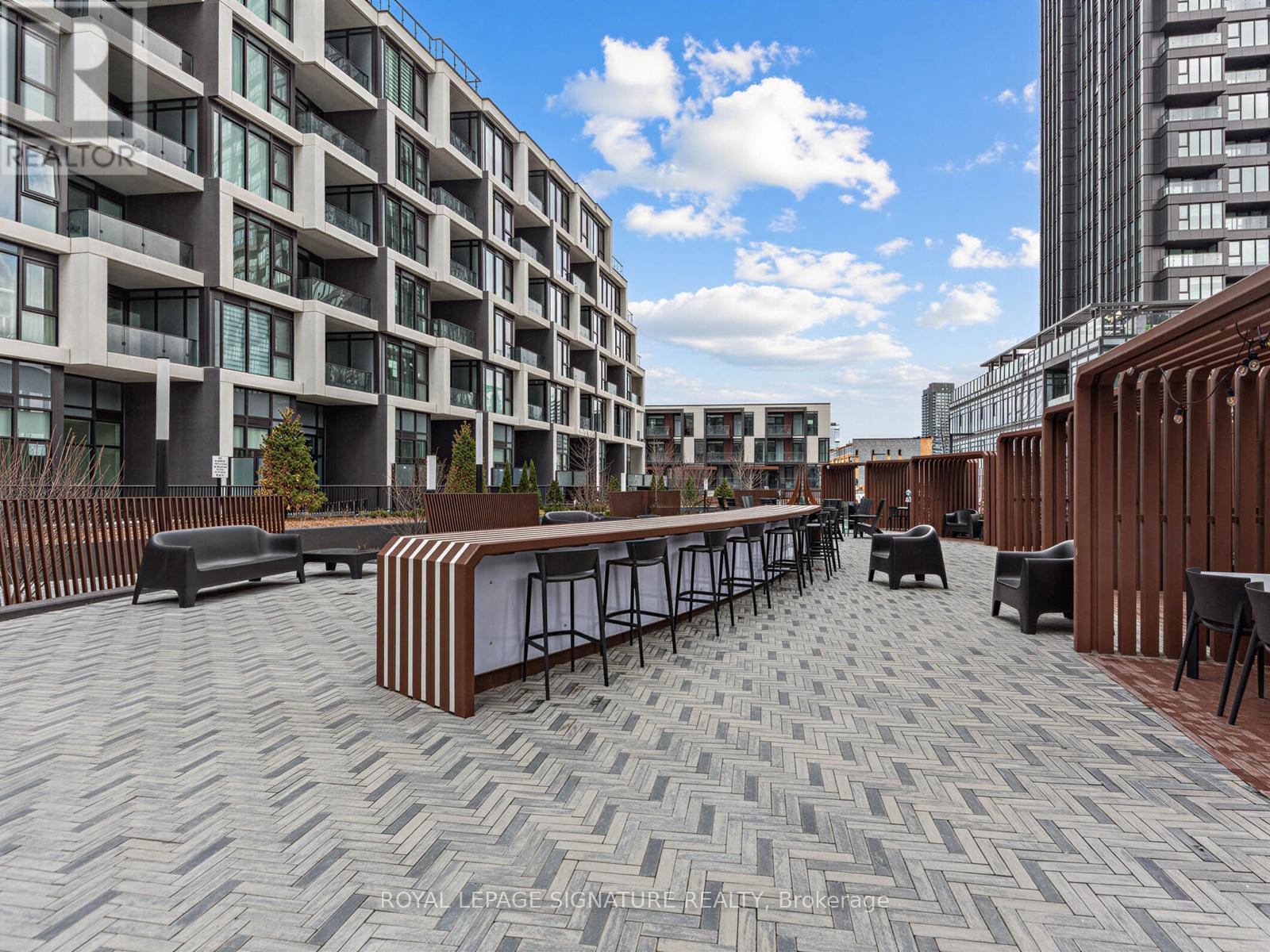1401 - 5 Quarrington Lane, Toronto, Ontario  M3C 0S5 - Photo 3 - C13003938