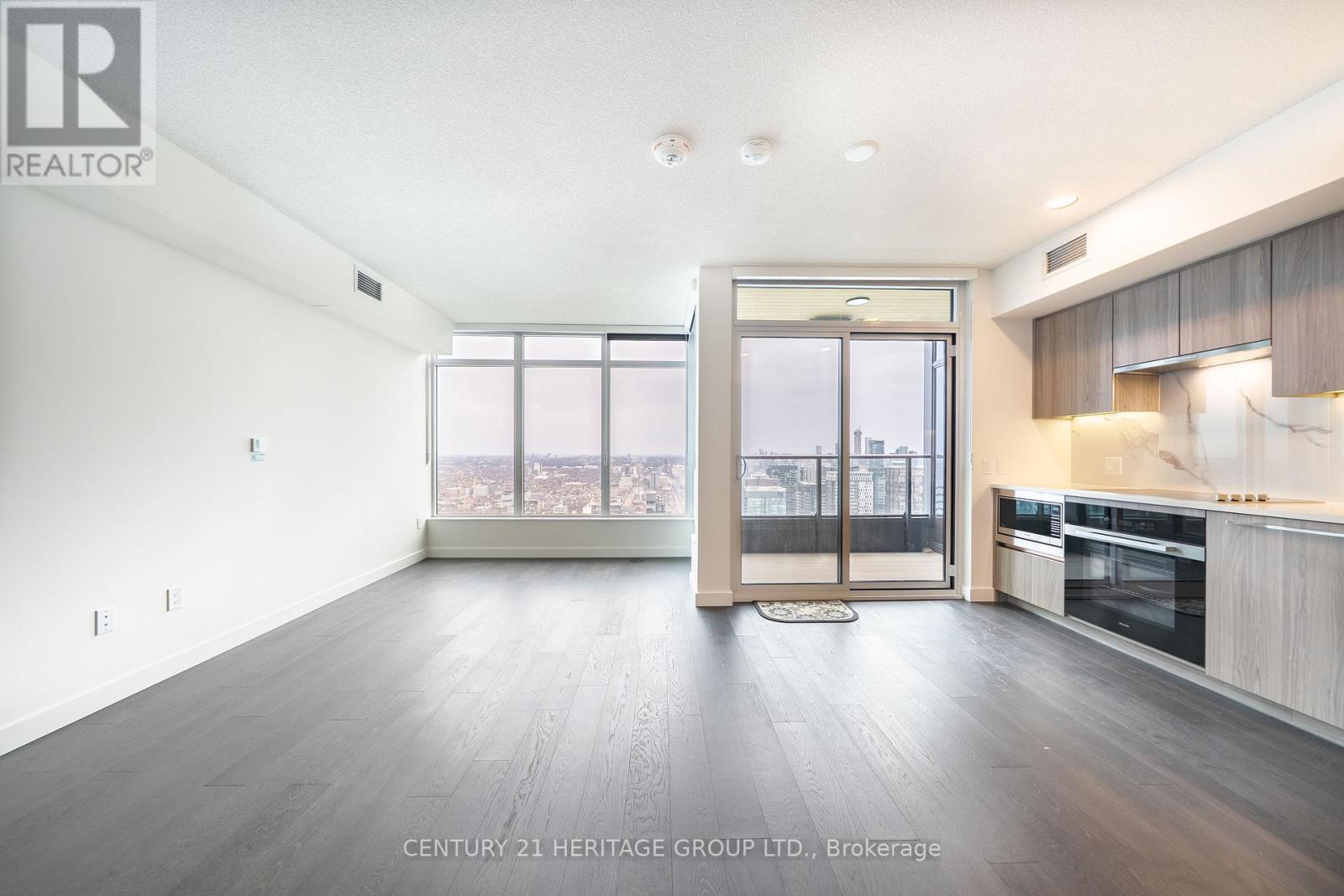 6501 - 1 Concord Cityplace Way, Toronto, Ontario  M5V 0X3 - Photo 5 - C13003974