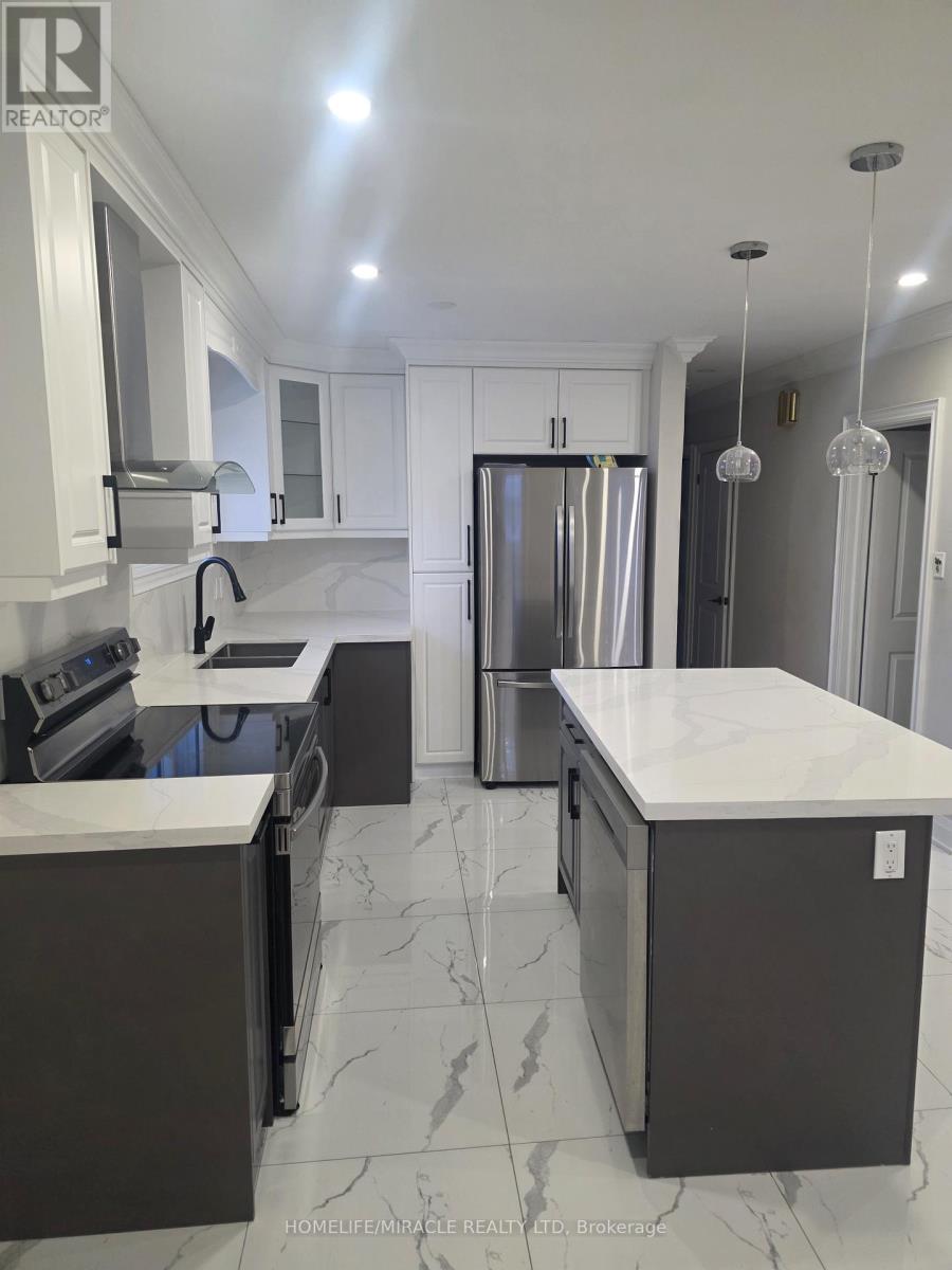 134 Keewatin Street S, Oshawa, Ontario  L1H 6Z3 - Photo 10 - E13003824