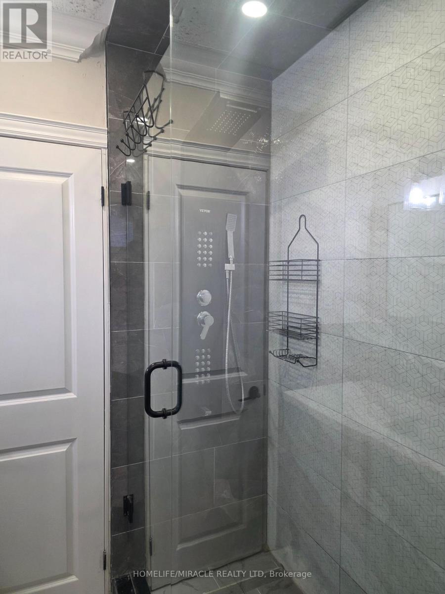 134 Keewatin Street S, Oshawa, Ontario  L1H 6Z3 - Photo 27 - E13003824