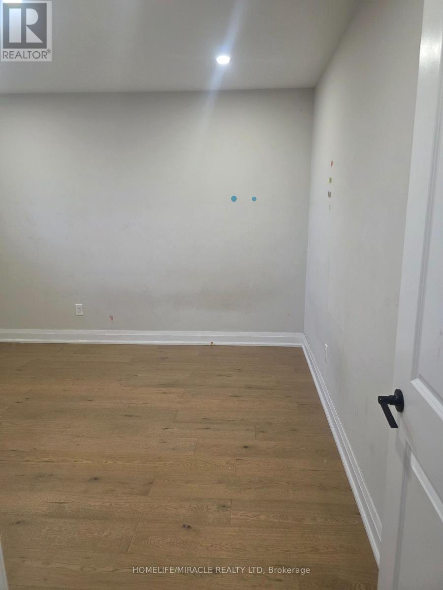 134 Keewatin Street S, Oshawa, Ontario  L1H 6Z3 - Photo 28 - E13003824