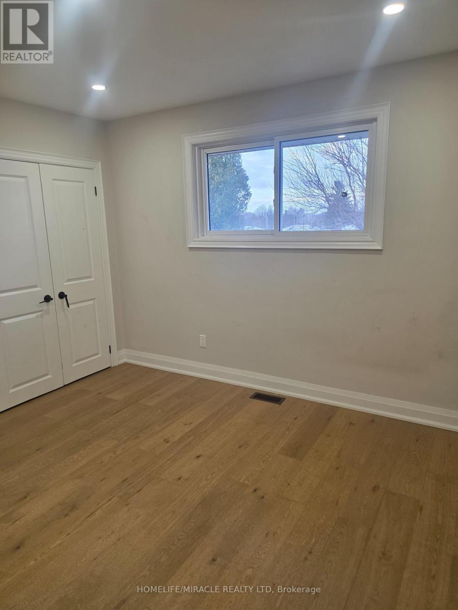 134 Keewatin Street S, Oshawa, Ontario  L1H 6Z3 - Photo 5 - E13003824