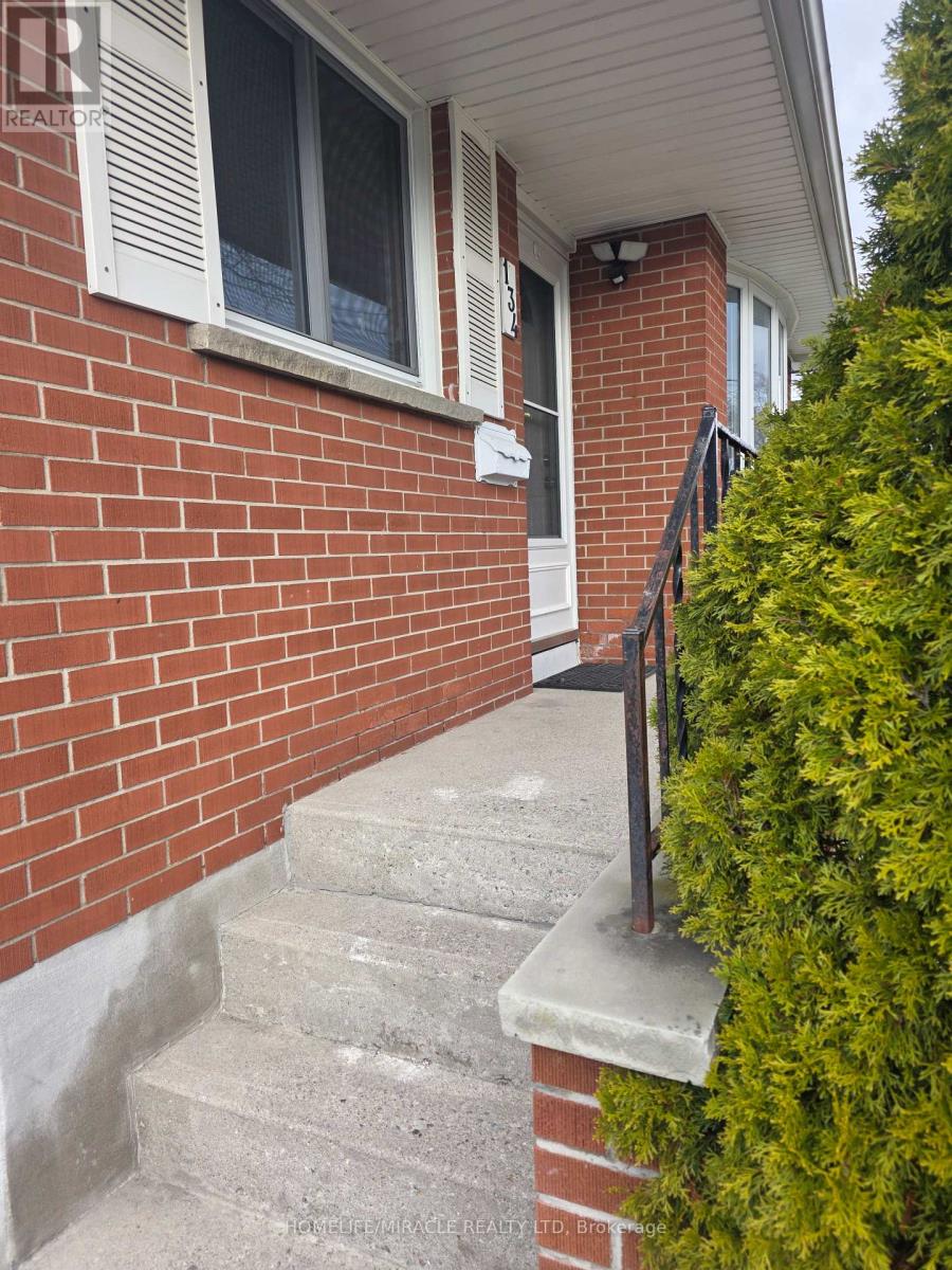 134 Keewatin Street S, Oshawa, Ontario  L1H 6Z3 - Photo 7 - E13003824