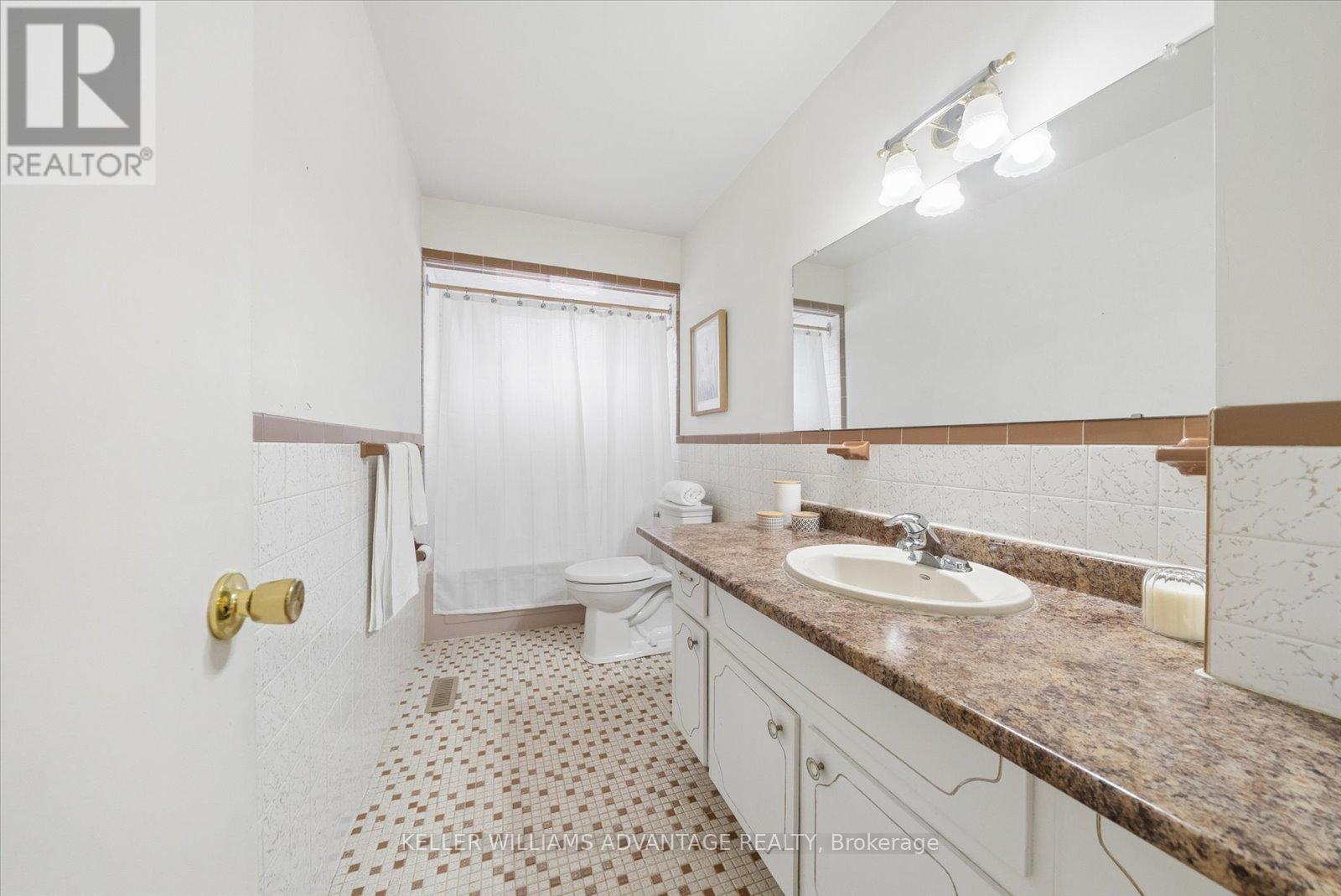 29 Paulander Avenue, Toronto, Ontario  M1C 1W5 - Photo 18 - E13003980