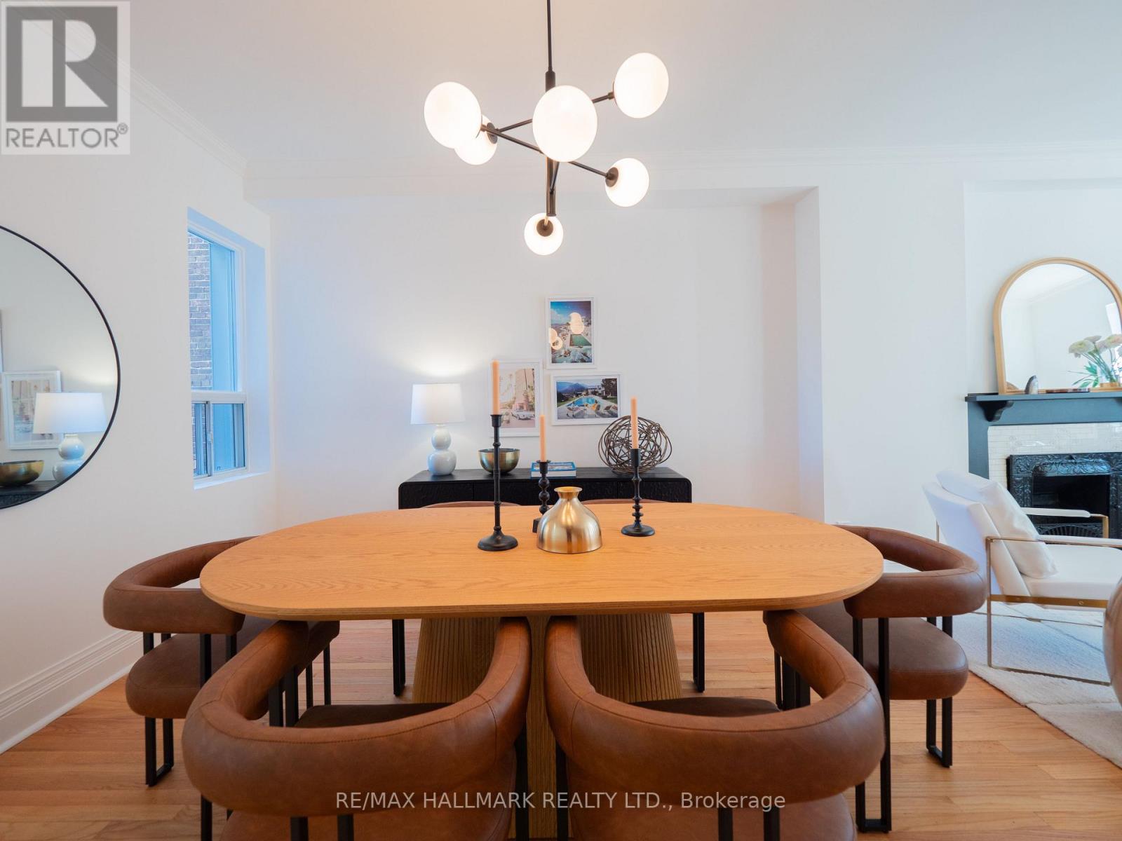 26 Sparkhall Avenue, Toronto, Ontario  M4K 1G5 - Photo 15 - E13004030