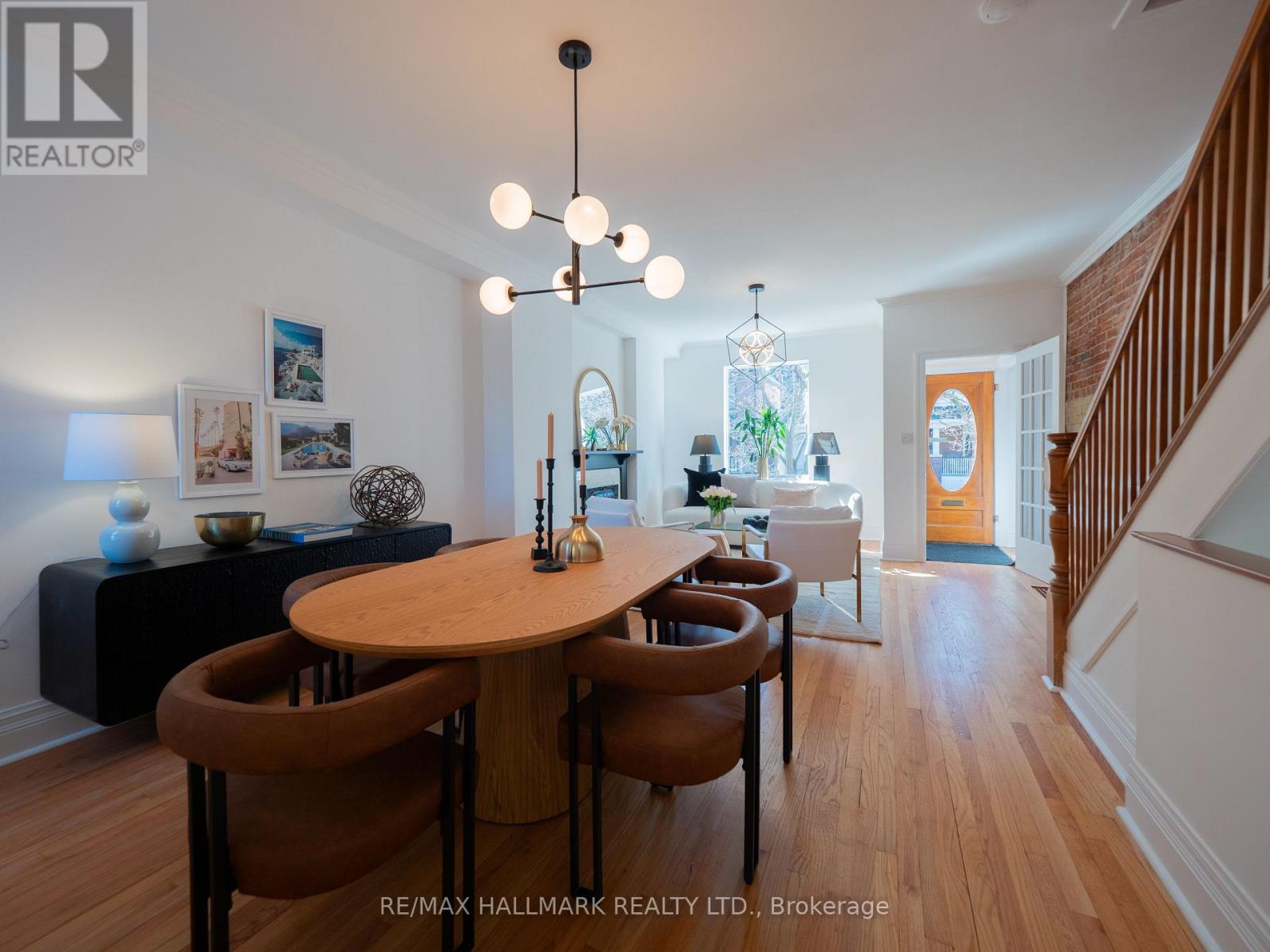 26 Sparkhall Avenue, Toronto, Ontario  M4K 1G5 - Photo 16 - E13004030