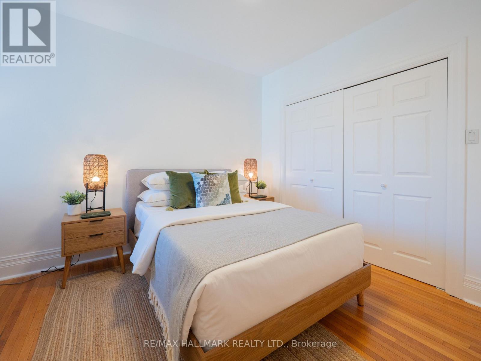 26 Sparkhall Avenue, Toronto, Ontario  M4K 1G5 - Photo 28 - E13004030