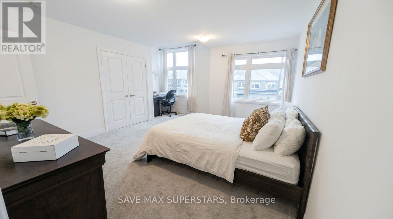 20 Paddington Grove, Barrie, Ontario  L9J 0J3 - Photo 35 - S13003304