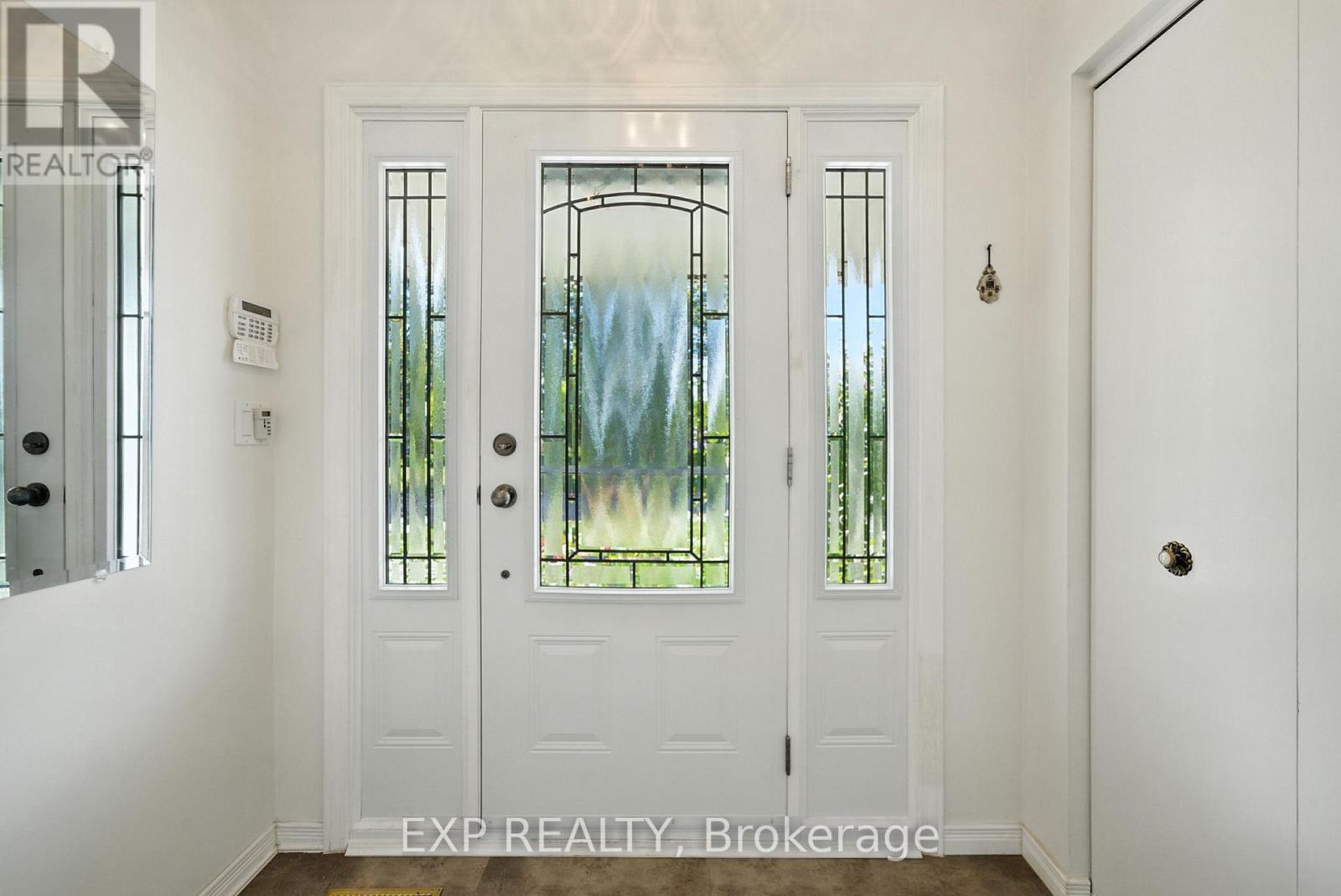 52 Bayview Crescent, Cobourg, Ontario  K9A 4C6 - Photo 6 - X12898876