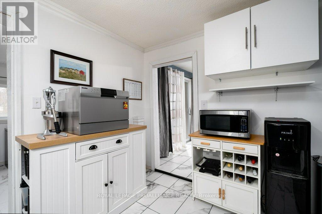 17 Meyers Street, Quinte West, Ontario  K8V 1W5 - Photo 17 - X13003560