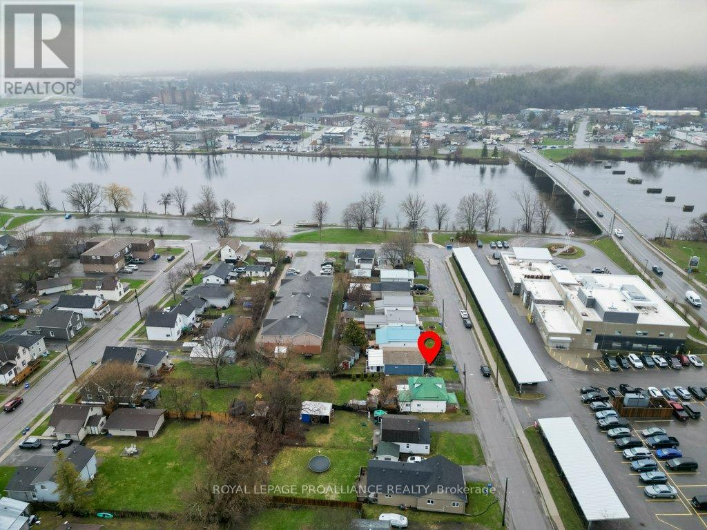 17 Meyers Street, Quinte West, Ontario  K8V 1W5 - Photo 36 - X13003560