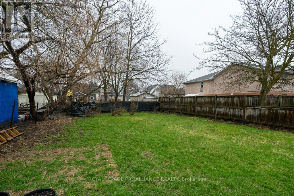17 Meyers Street, Quinte West, Ontario  K8V 1W5 - Photo 30 - X13003560