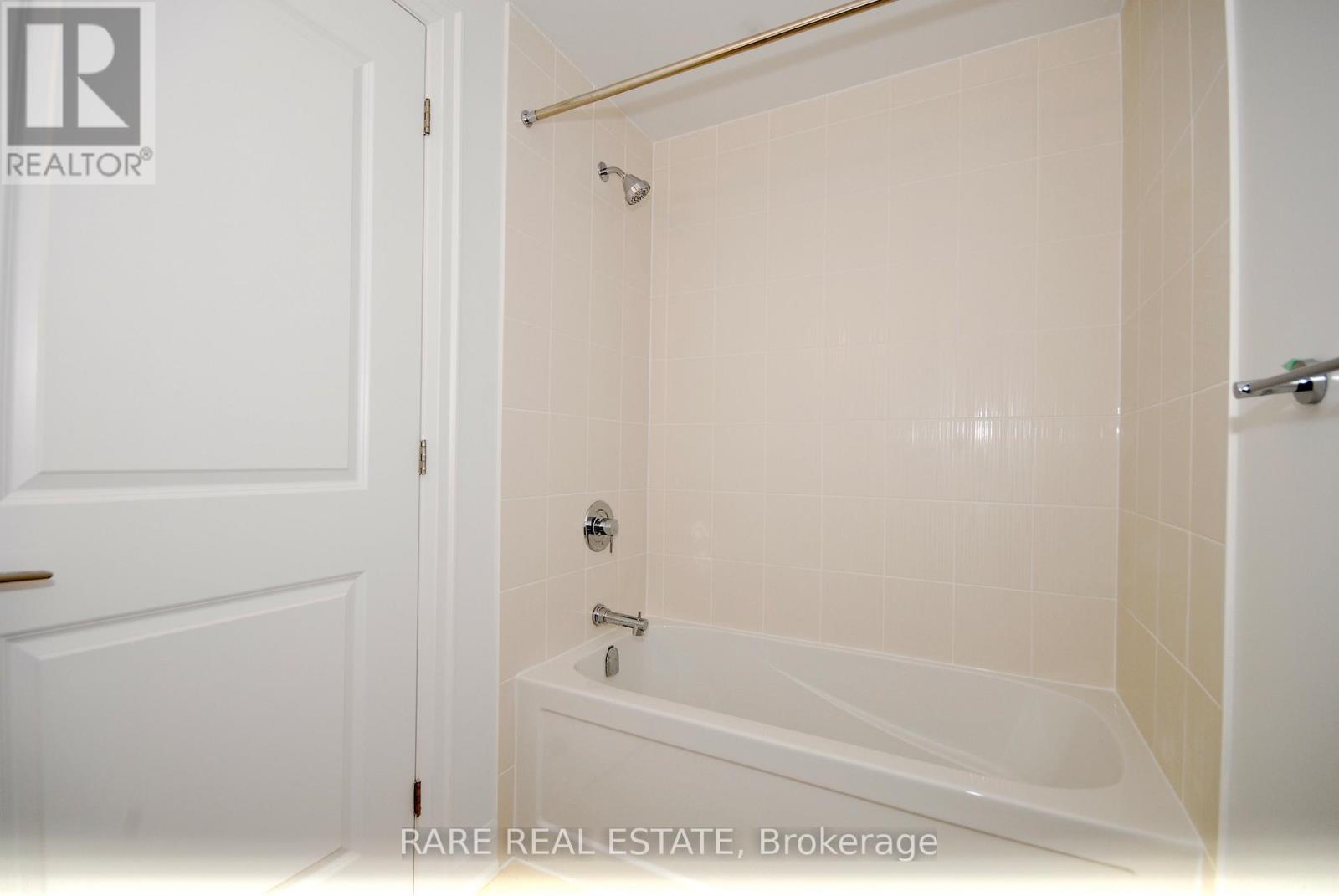 20 Gatineau Drive, Vaughan, Ontario  L4J 0L3 - Photo 4 - N13003822