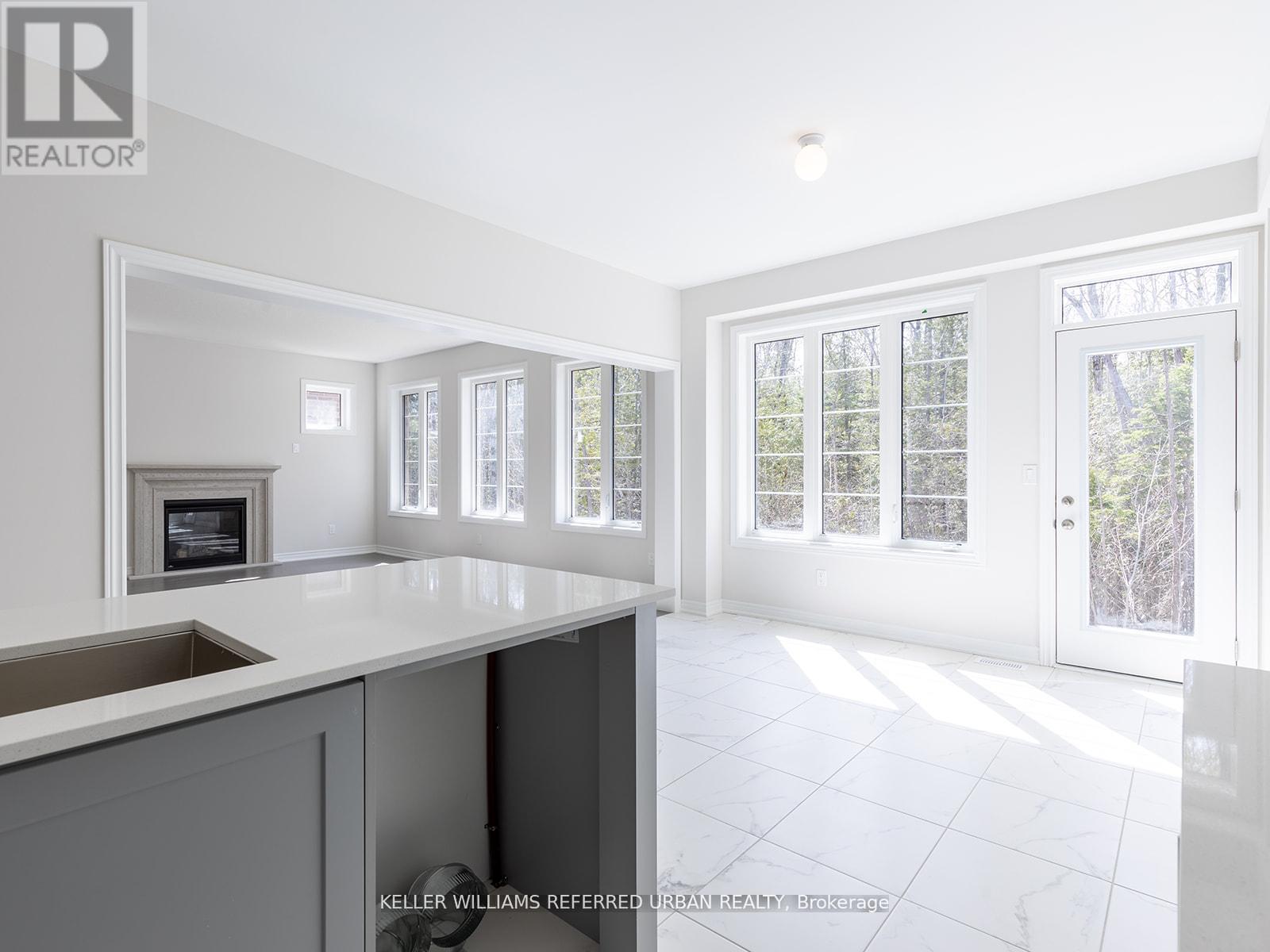 1470 Davis Loop Circle, Innisfil (Lefroy), Ontario  L0L 1W0 - Photo 12 - N13003828