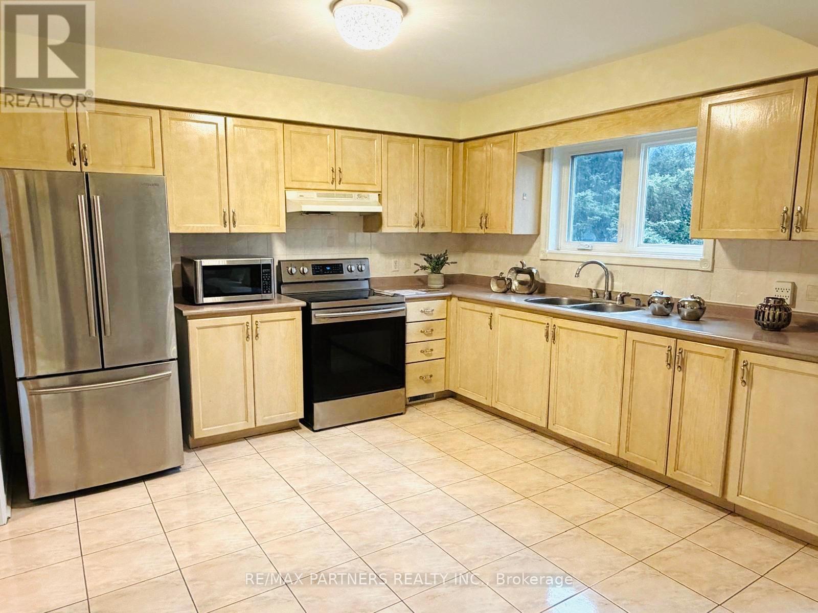 #27 - 50 Rubin Street, Richmond Hill (Doncrest), Ontario  L4B 3L5 - Photo 7 - N13003856