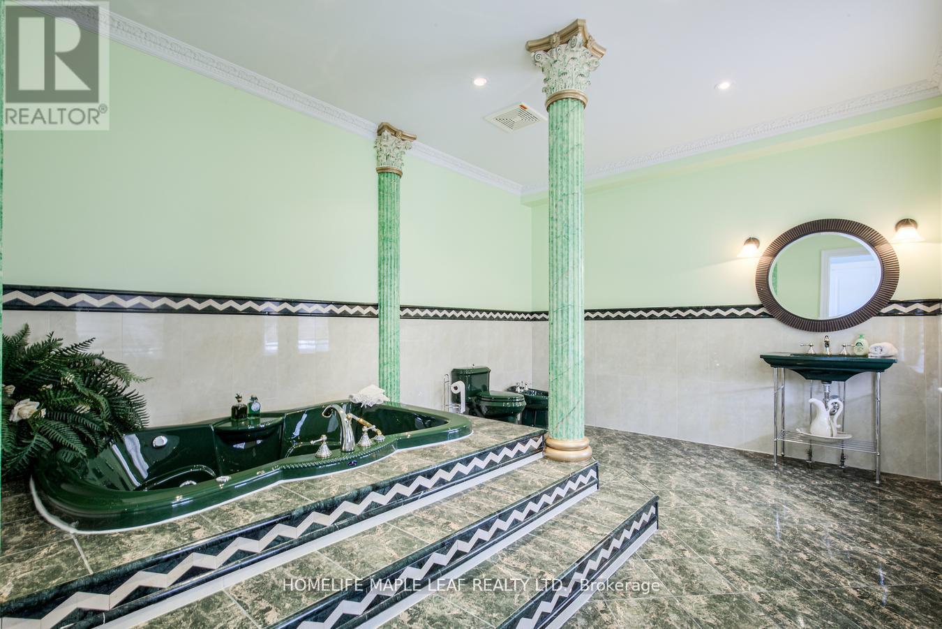 2280 Highway 27, Bradford West Gwillimbury, Ontario  L3Z 2M8 - Photo 8 - N13003894