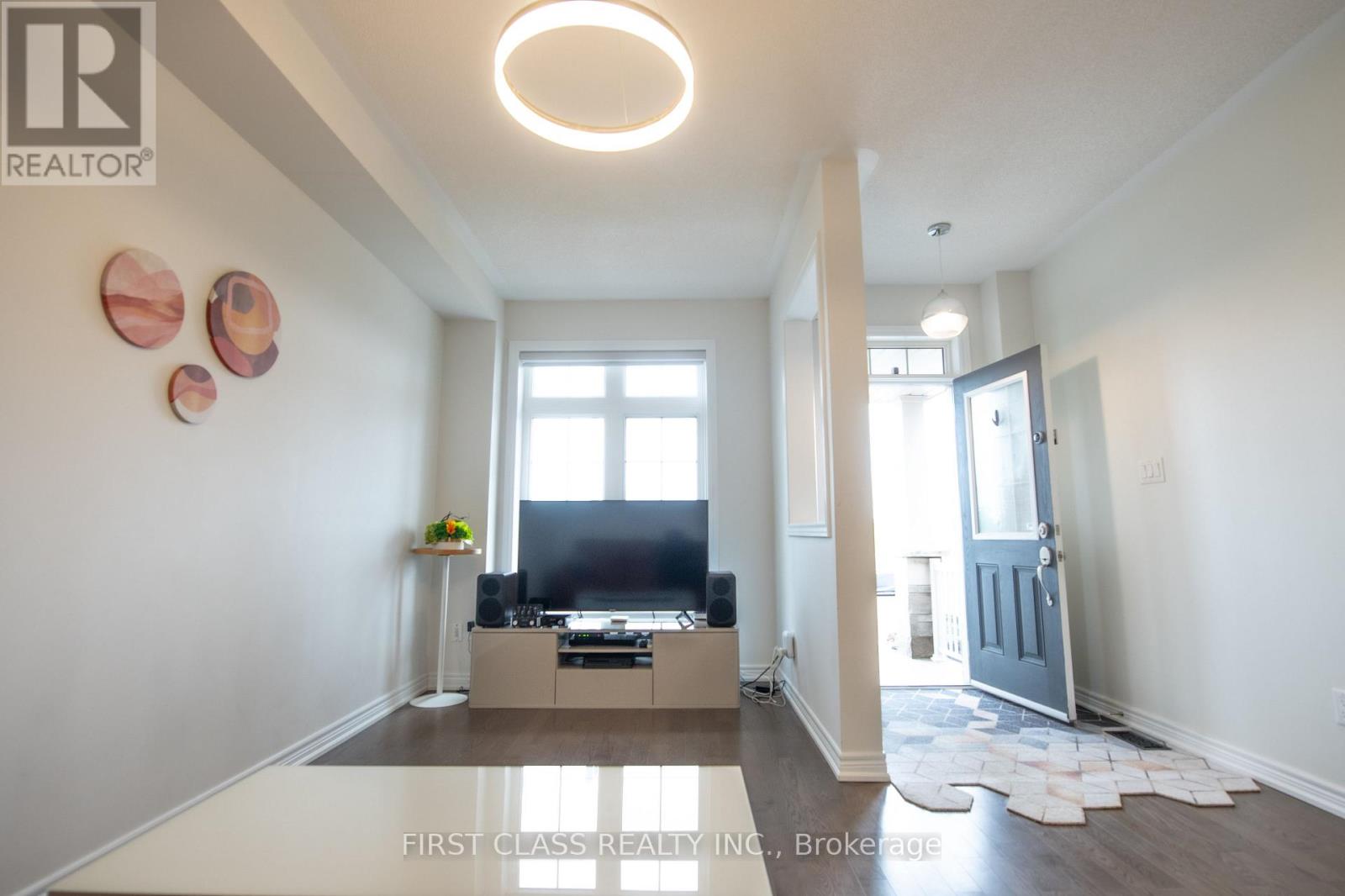 79 Decast Crescent, Markham, Ontario  L6B 1N8 - Photo 4 - N13003918