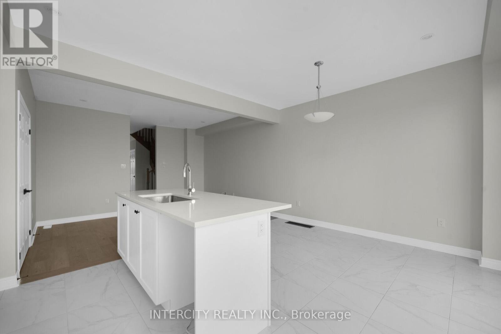 51 Johann Drive, Markham, Ontario  L3S 0G5 - Photo 11 - N13003952