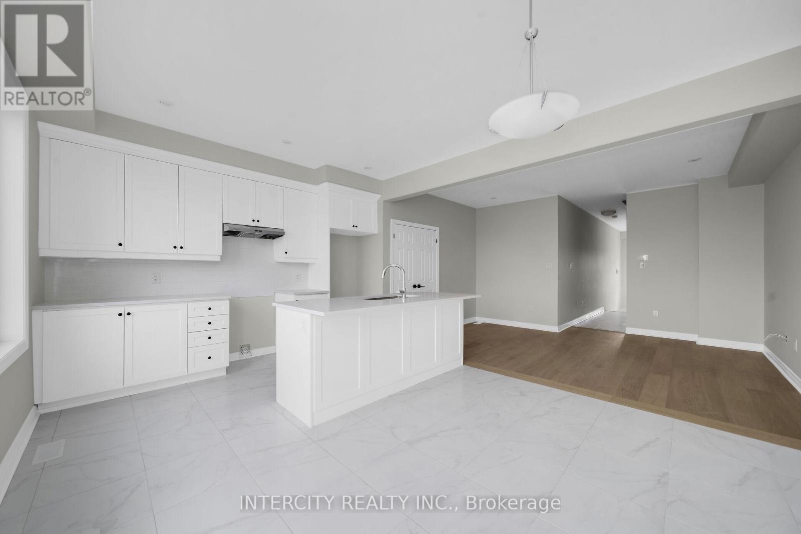 51 Johann Drive, Markham, Ontario  L3S 0G5 - Photo 7 - N13003952