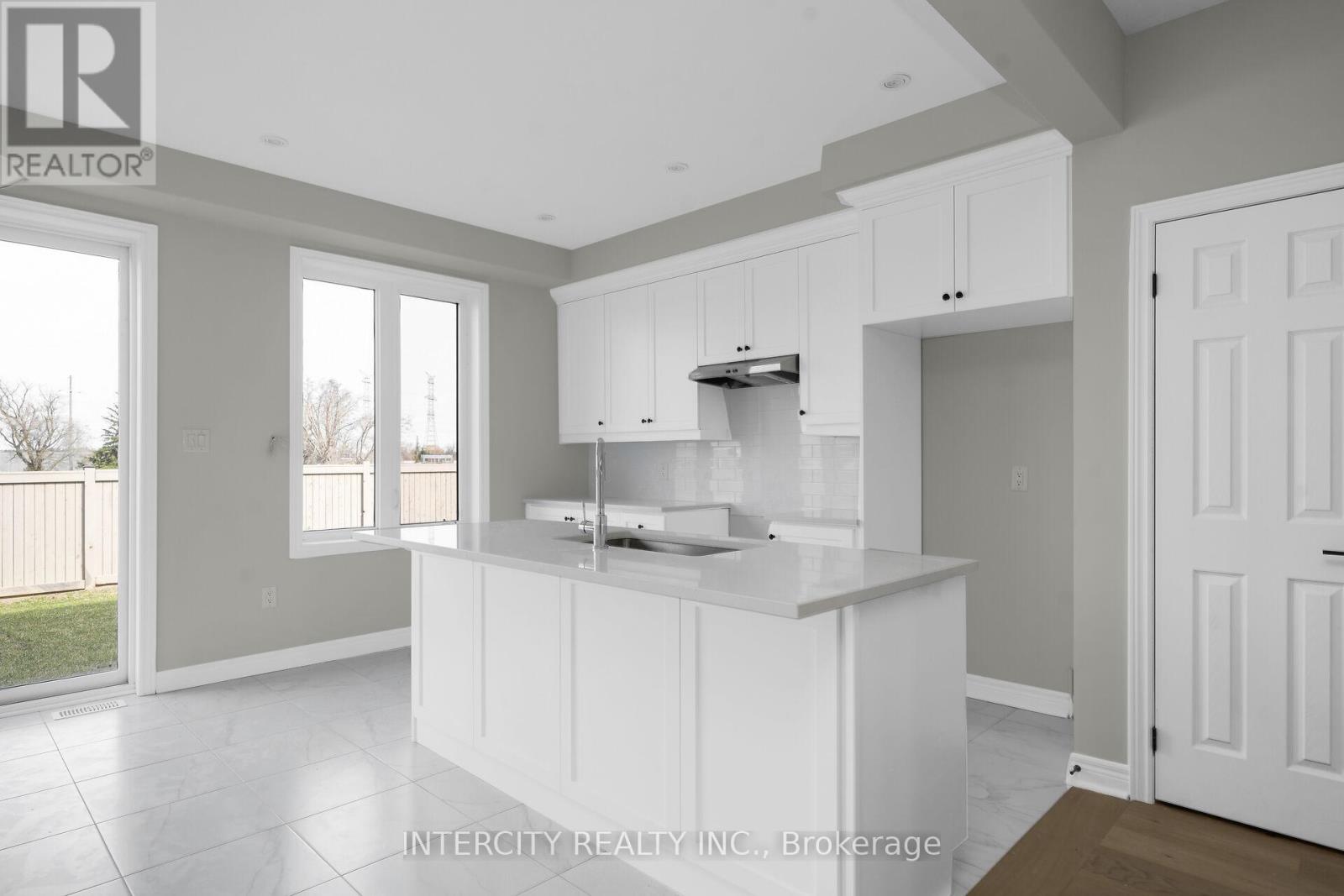 51 Johann Drive, Markham, Ontario  L3S 0G5 - Photo 8 - N13003952