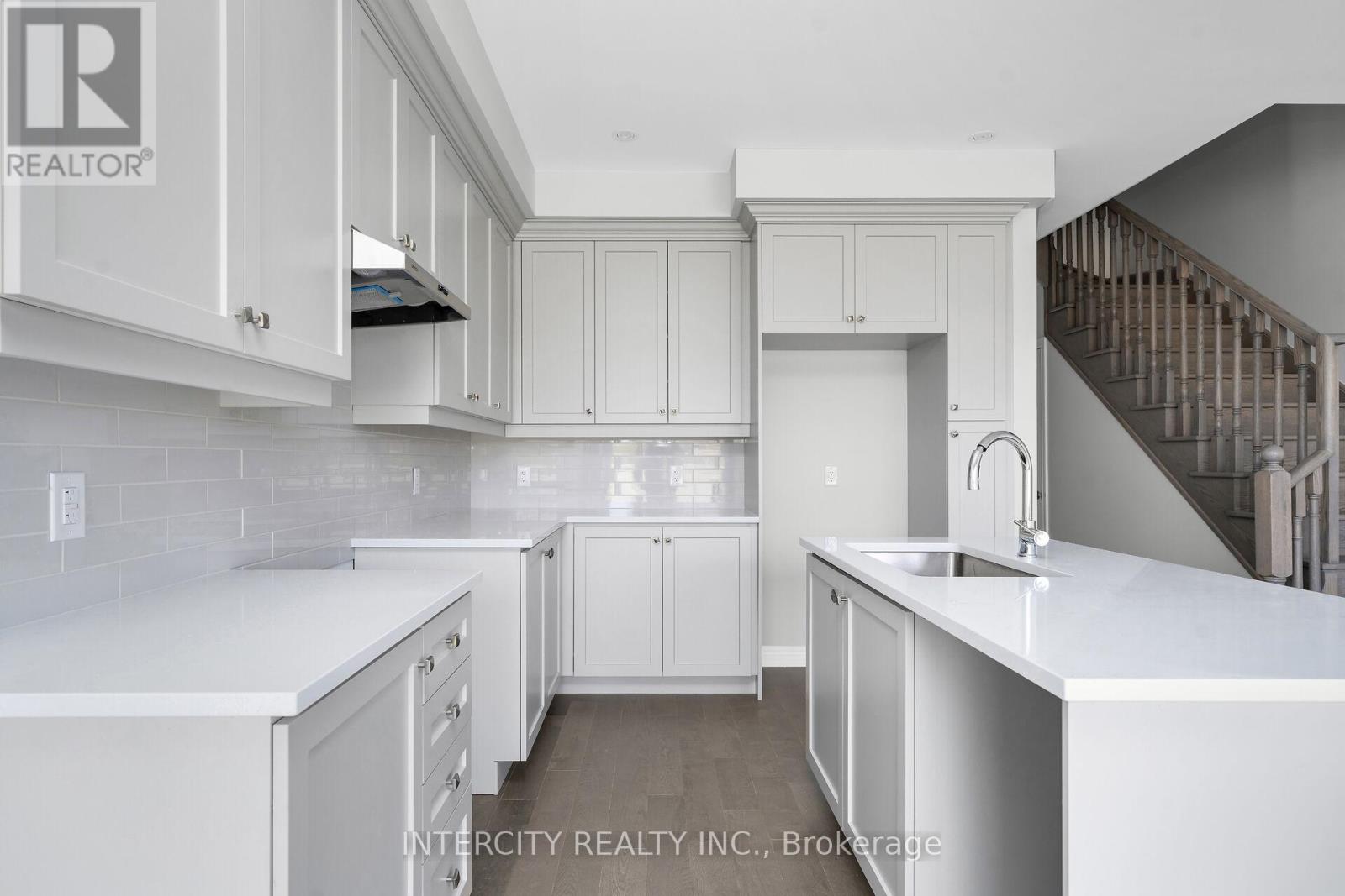 55 Johann Drive, Markham, Ontario  L3S 0G5 - Photo 11 - N13003956