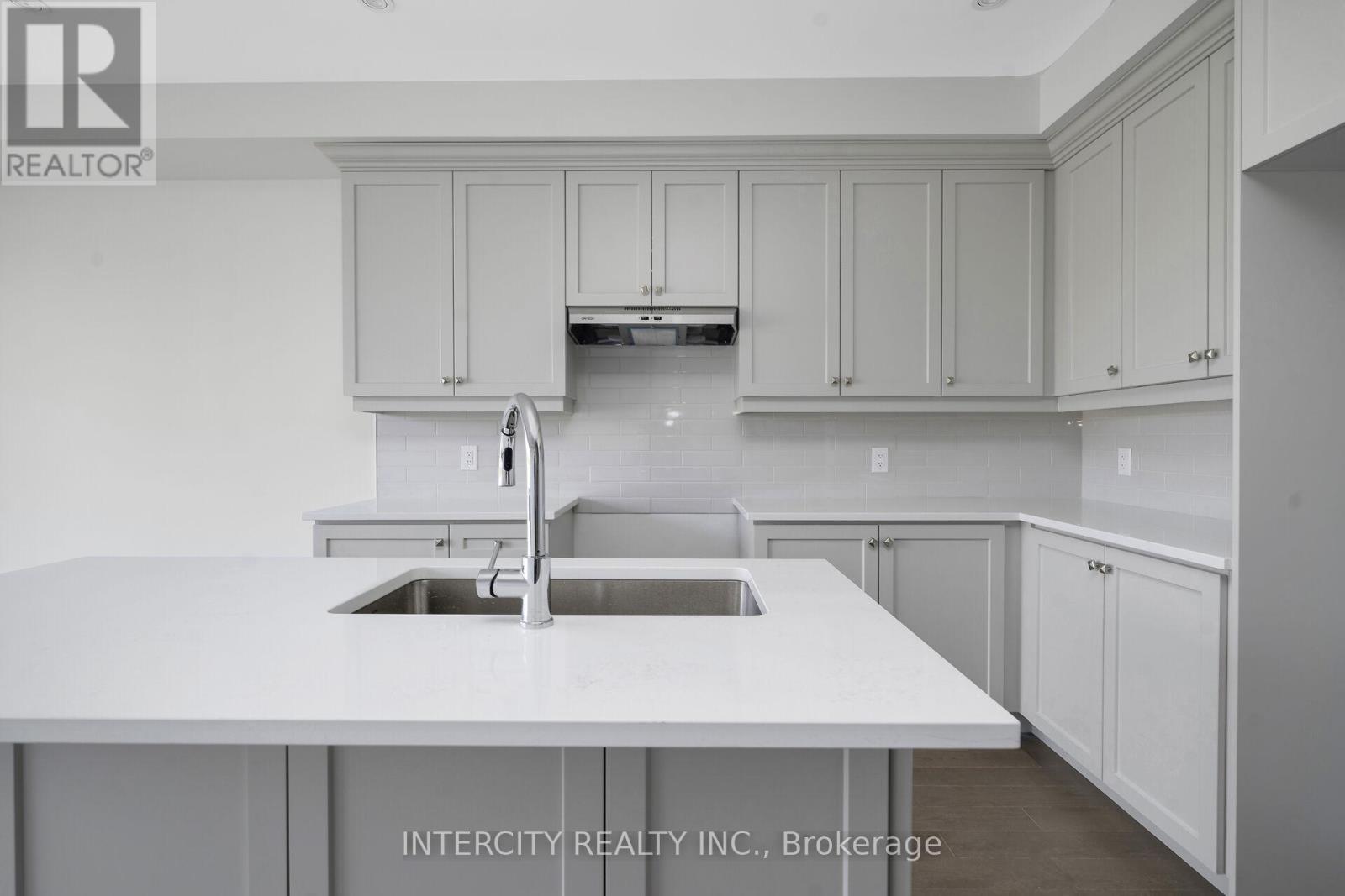 55 Johann Drive, Markham, Ontario  L3S 0G5 - Photo 12 - N13003956