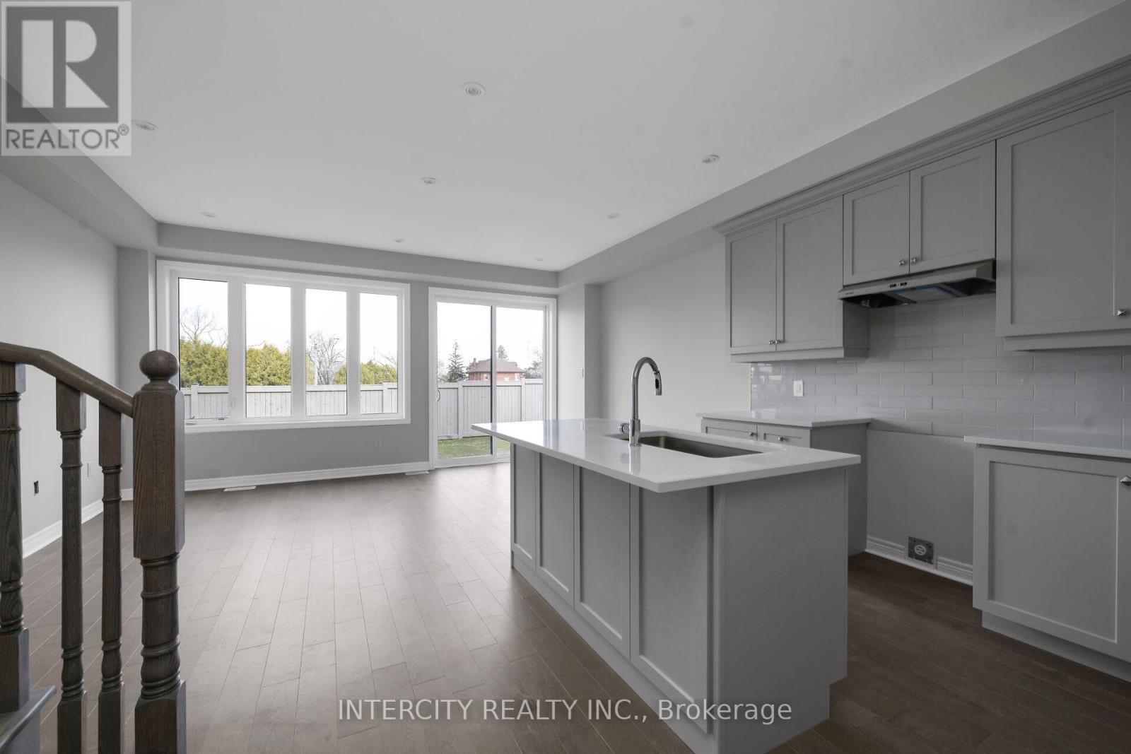 55 Johann Drive, Markham, Ontario  L3S 0G5 - Photo 7 - N13003956