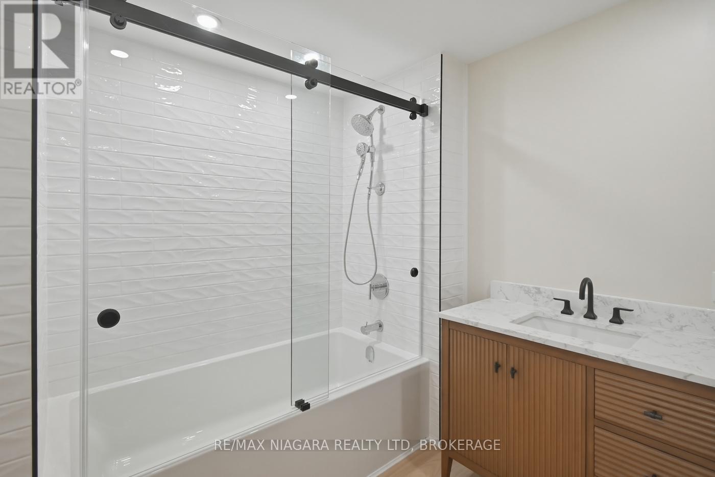 70 Bald Street, Welland, Ontario  L3C 5B9 - Photo 24 - X13002928