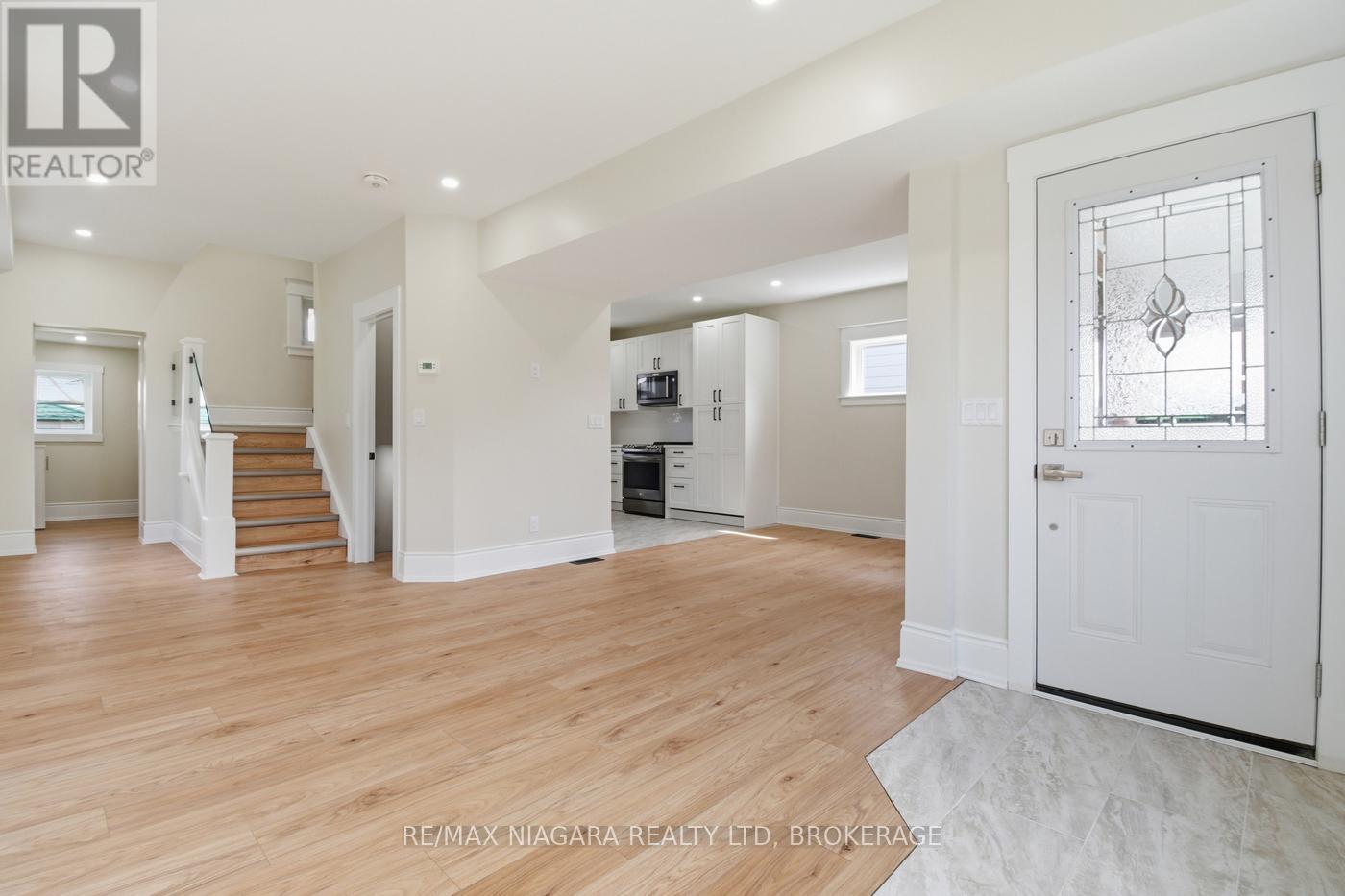 70 Bald Street, Welland, Ontario  L3C 5B9 - Photo 6 - X13002928