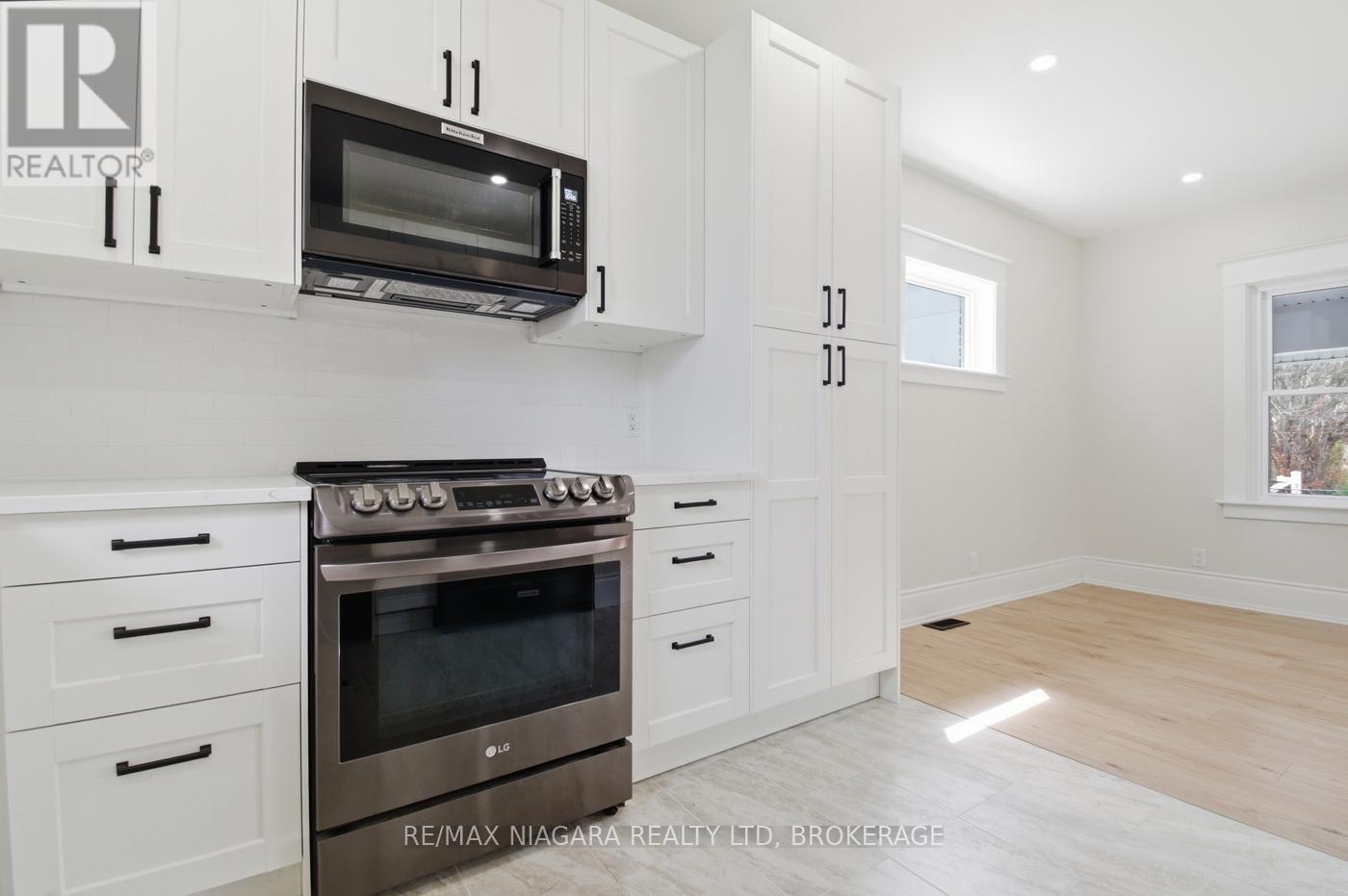 70 Bald Street, Welland, Ontario  L3C 5B9 - Photo 9 - X13002928