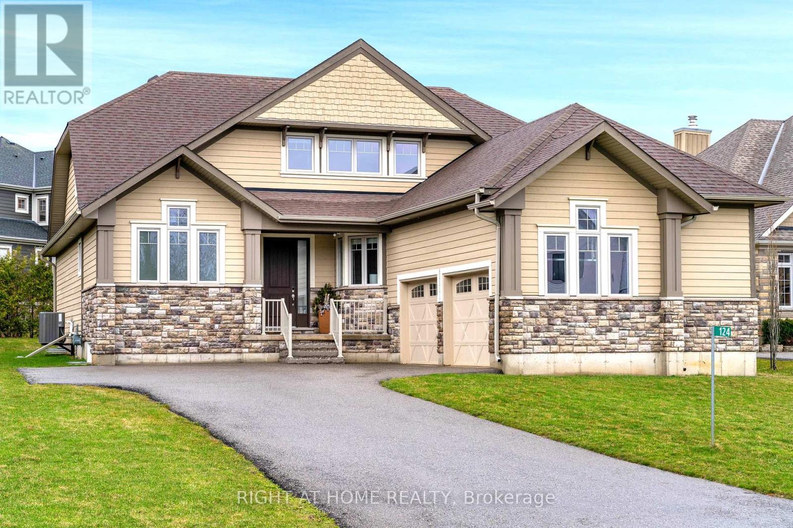 124 West Ridge Drive, Blue Mountains, Ontario  N0H 2P0 - Photo 2 - X13002980