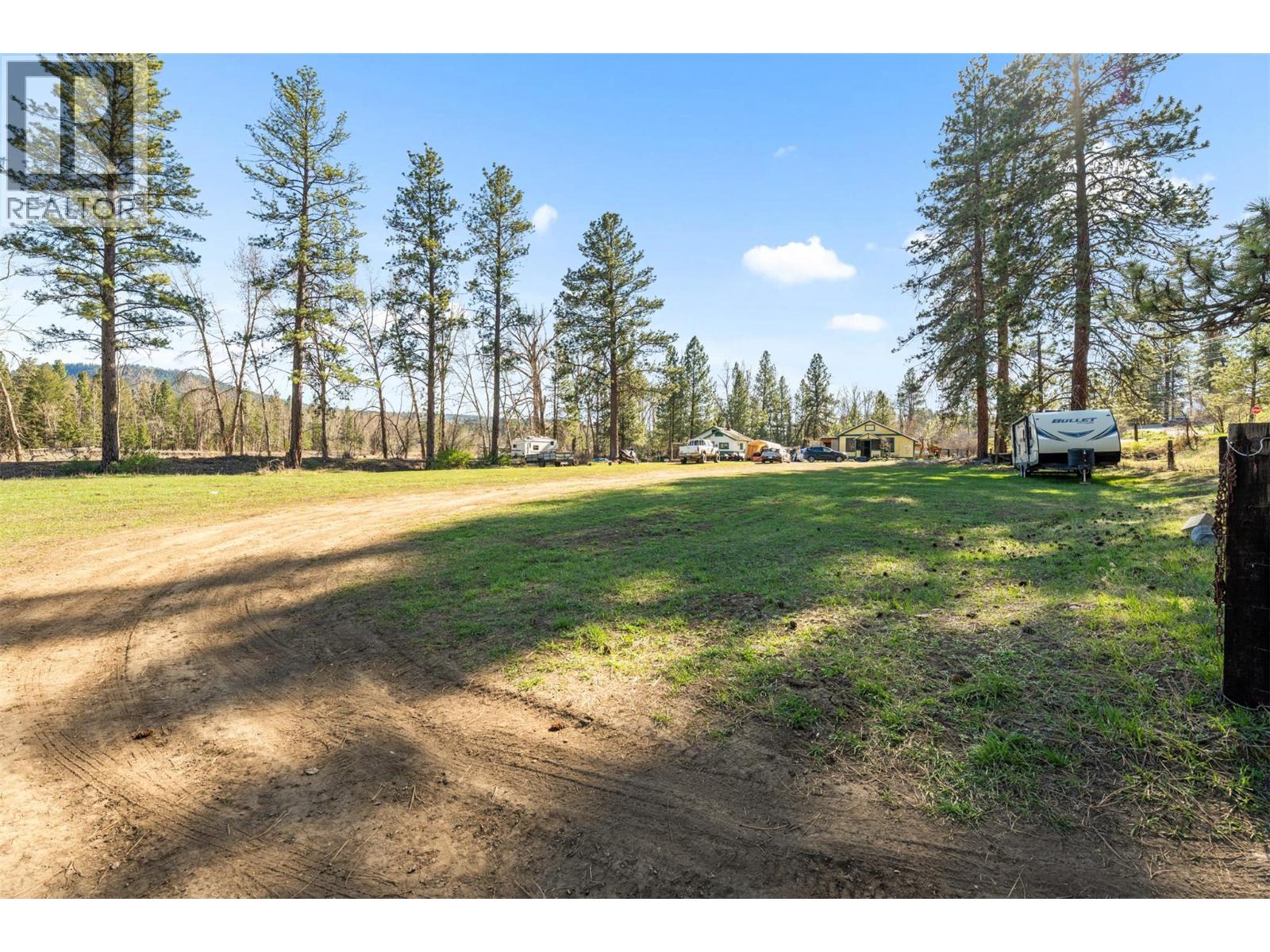 202 A,b,c 5a Highway, Princeton, British Columbia  V0X 1W0 - Photo 10 - 10383355