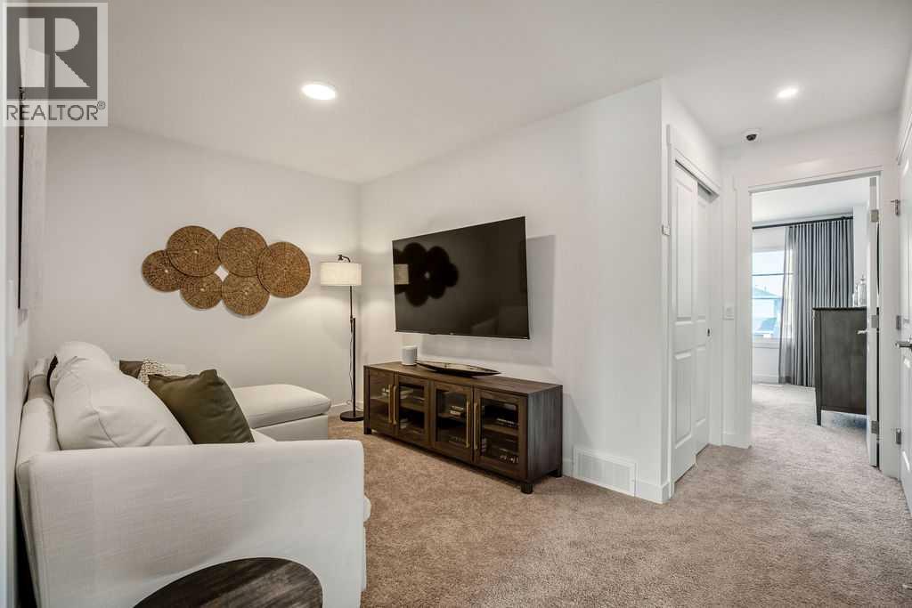 199 Annette Landing, Calgary, Alberta  T3R 2K2 - Photo 18 - A2284190