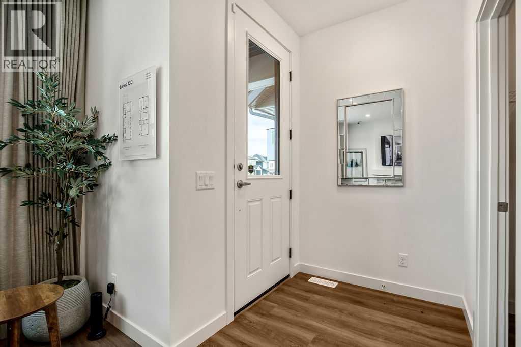 199 Annette Landing, Calgary, Alberta  T3R 2K2 - Photo 3 - A2284190