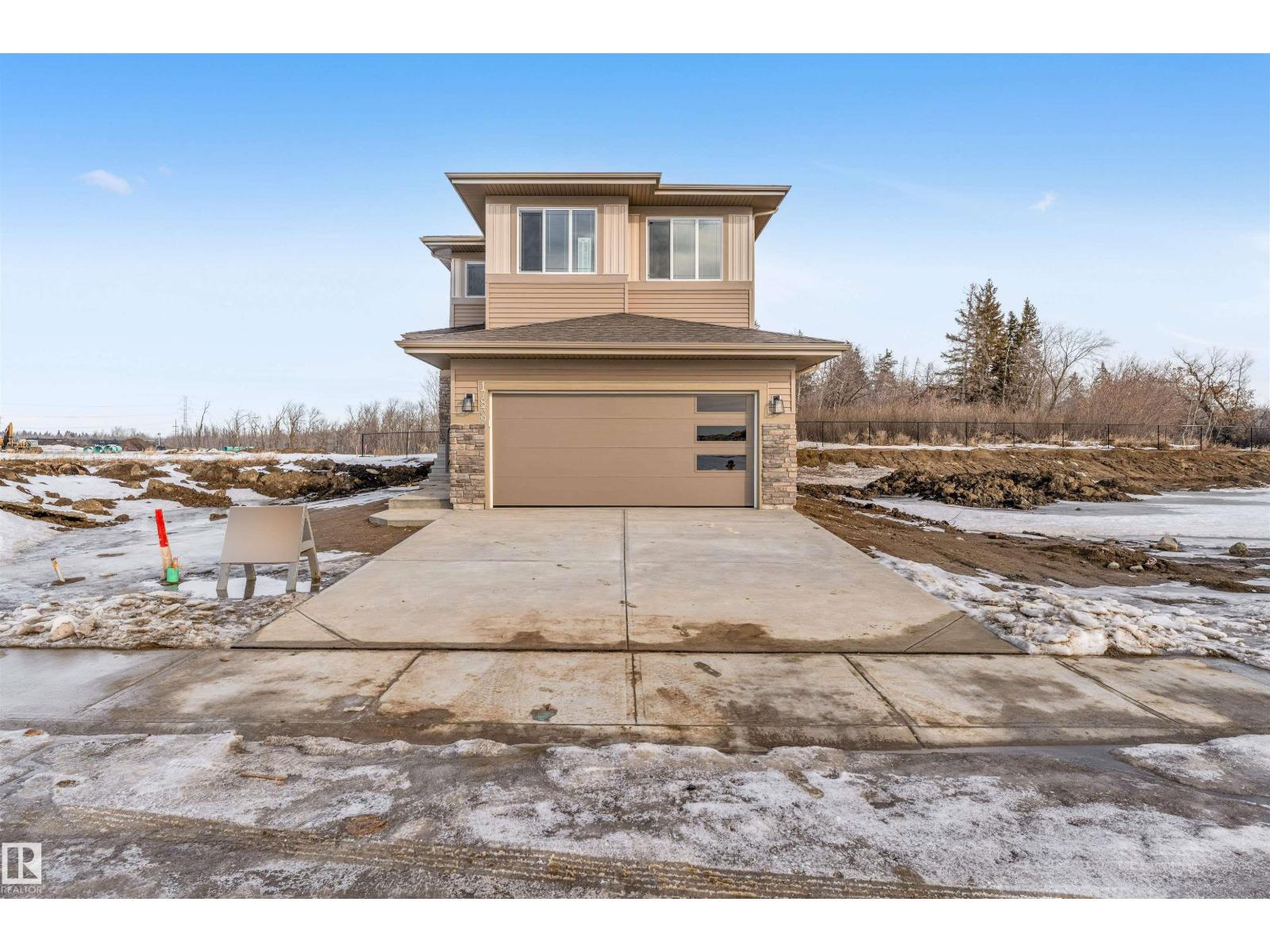 17839 7 St Ne, Edmonton, Alberta  T5Y 4K3 - Photo 1 - E4482443