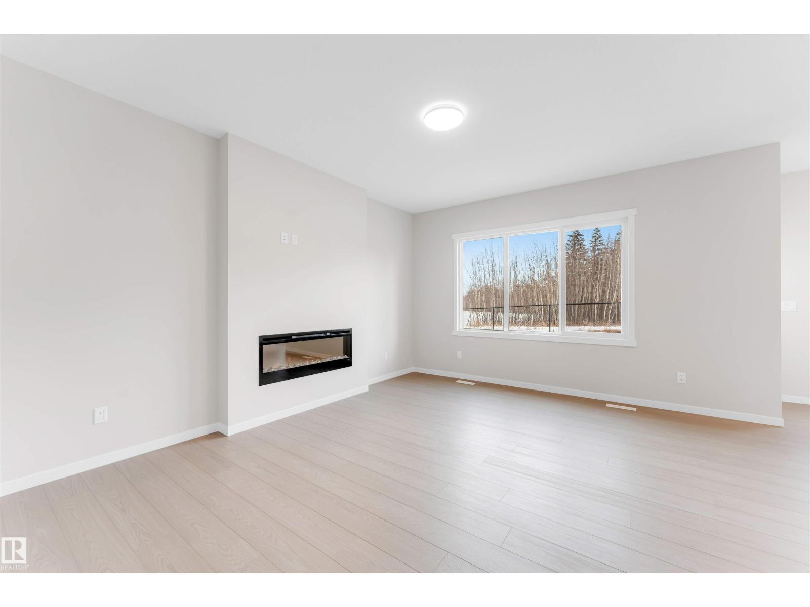 17839 7 St Ne, Edmonton, Alberta  T5Y 4K3 - Photo 9 - E4482443