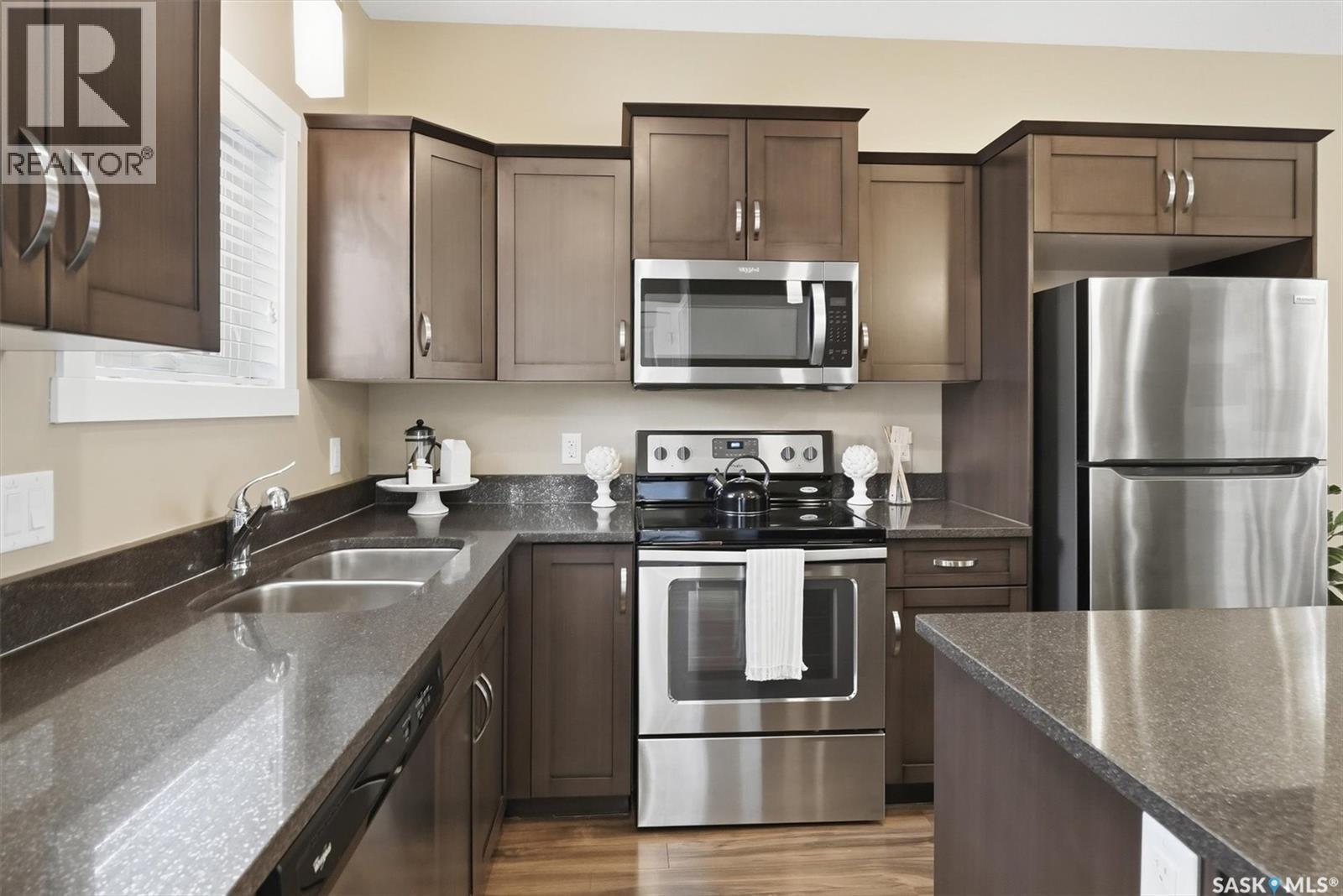 1216 Pringle Way, Saskatoon, Saskatchewan  S7T 0X5 - Photo 11 - SK033036