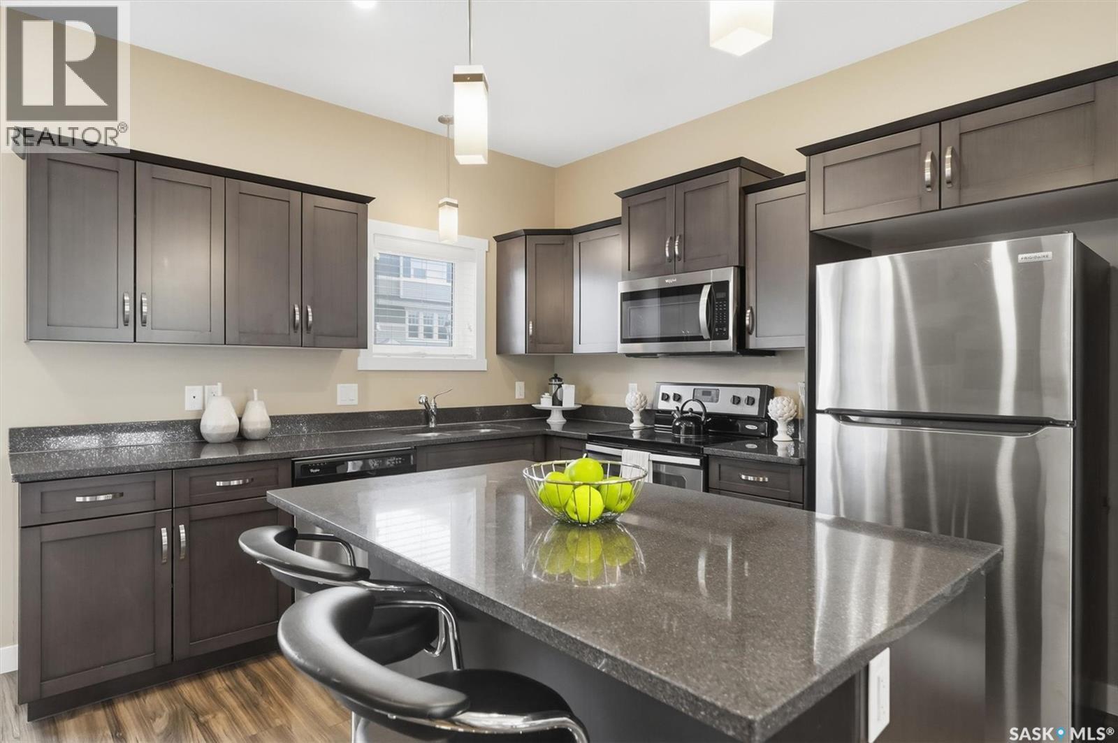 1216 Pringle Way, Saskatoon, Saskatchewan  S7T 0X5 - Photo 9 - SK033036