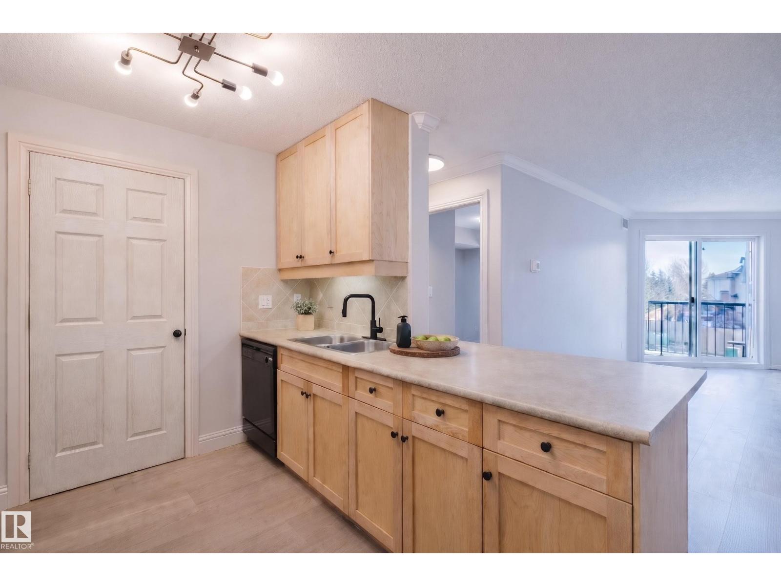 #209 14604 125 St Nw, Edmonton, Alberta  T5X 0B6 - Photo 5 - E4482445