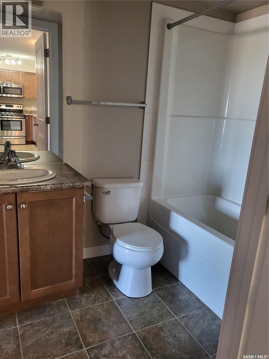 107 2141 Larter Road, Estevan, Saskatchewan  S4A 2Y5 - Photo 13 - SK032980