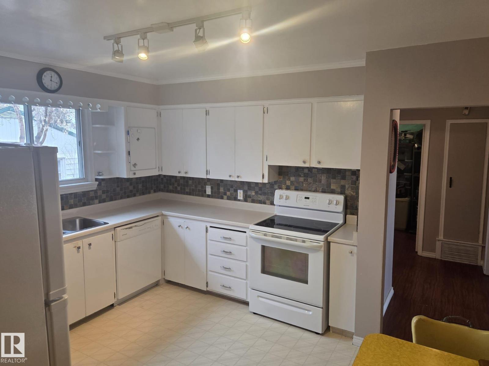 3626 111 Av Nw, Edmonton, Alberta  T5W 0J6 - Photo 9 - E4482447