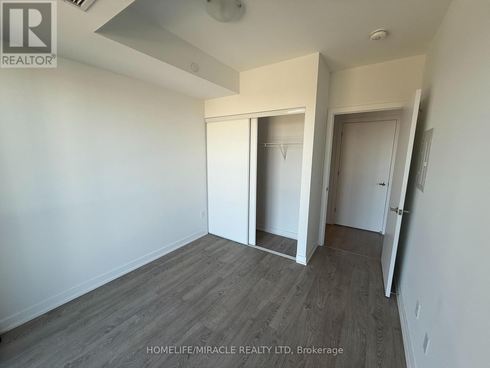 409 - 760 Whitlock Avenue, Milton, Ontario  L9E 1S2 - Photo 7 - W13003790