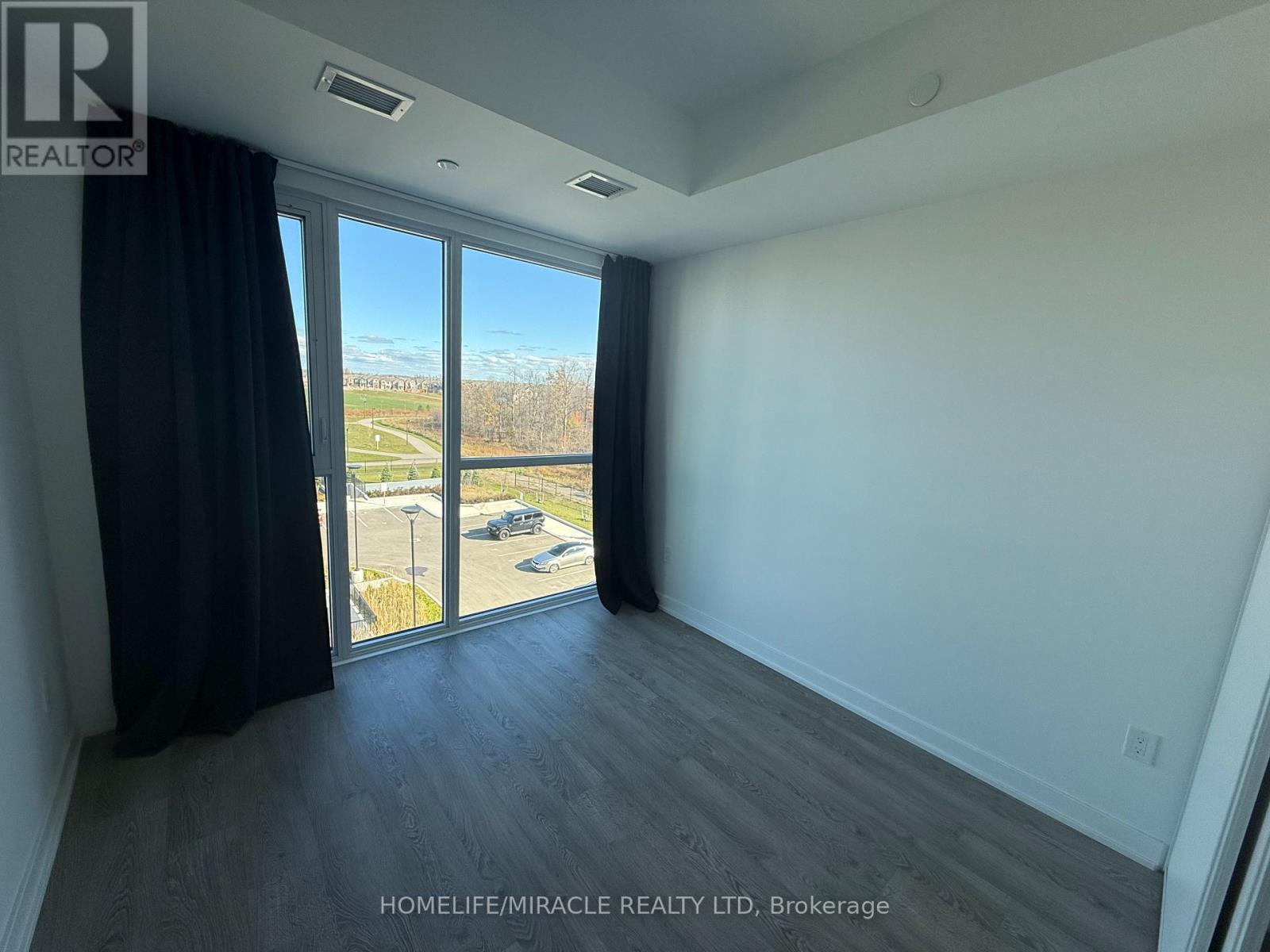 409 - 760 Whitlock Avenue, Milton, Ontario  L9E 1S2 - Photo 8 - W13003790